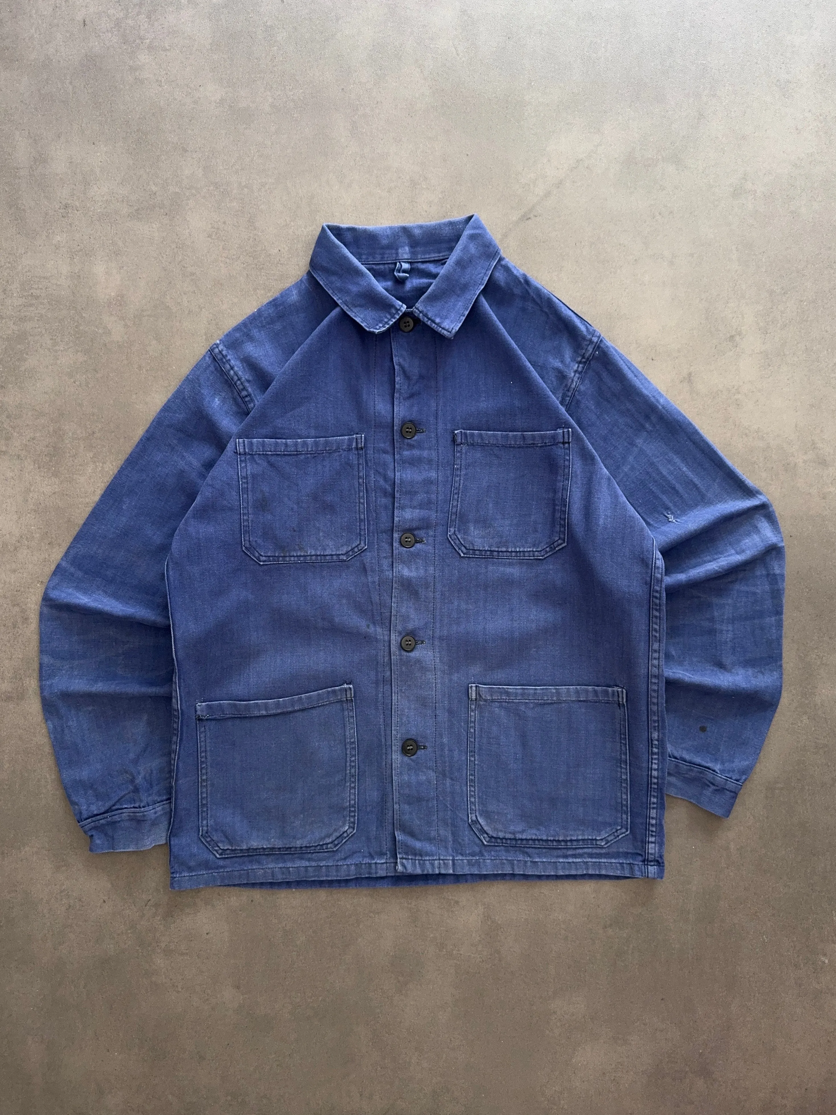 Ergonomic Back Panel Fitted Design 1970s French Shirt (L)