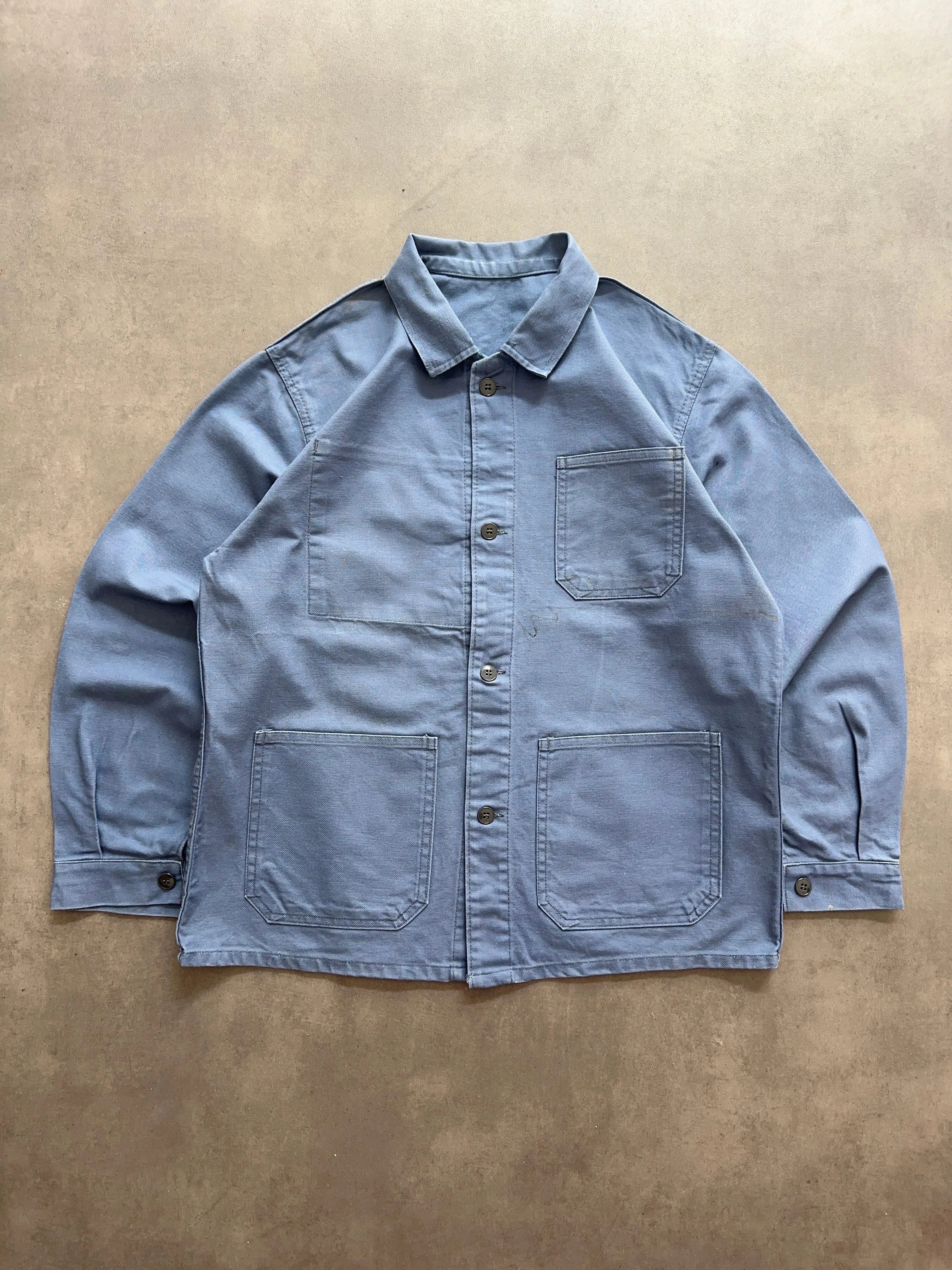 Ergonomic Sleeve Cut 1980s French Shirt (M)