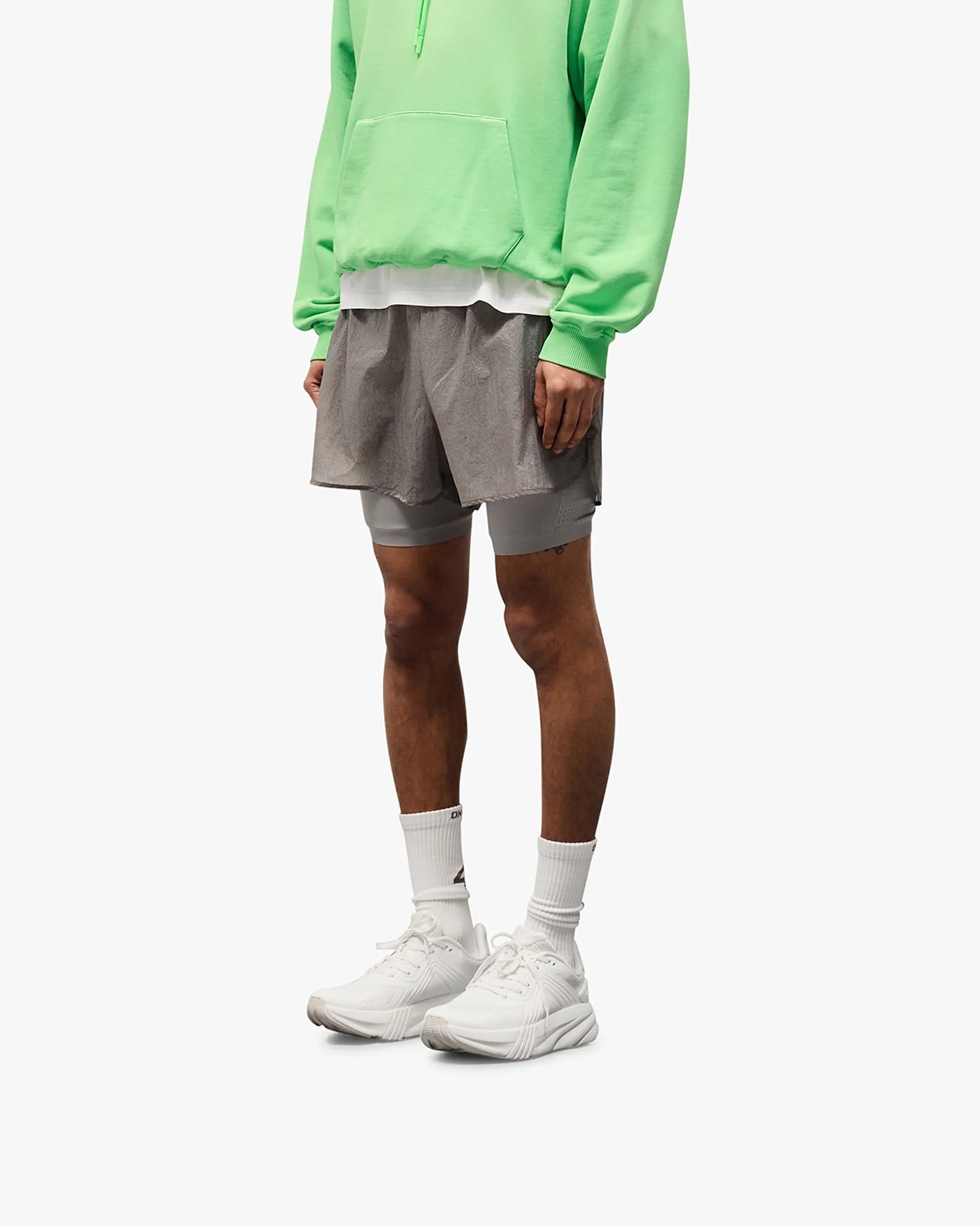 247 Contour 2-In-1 Run Shorts - Titanium Light Reflective Trim