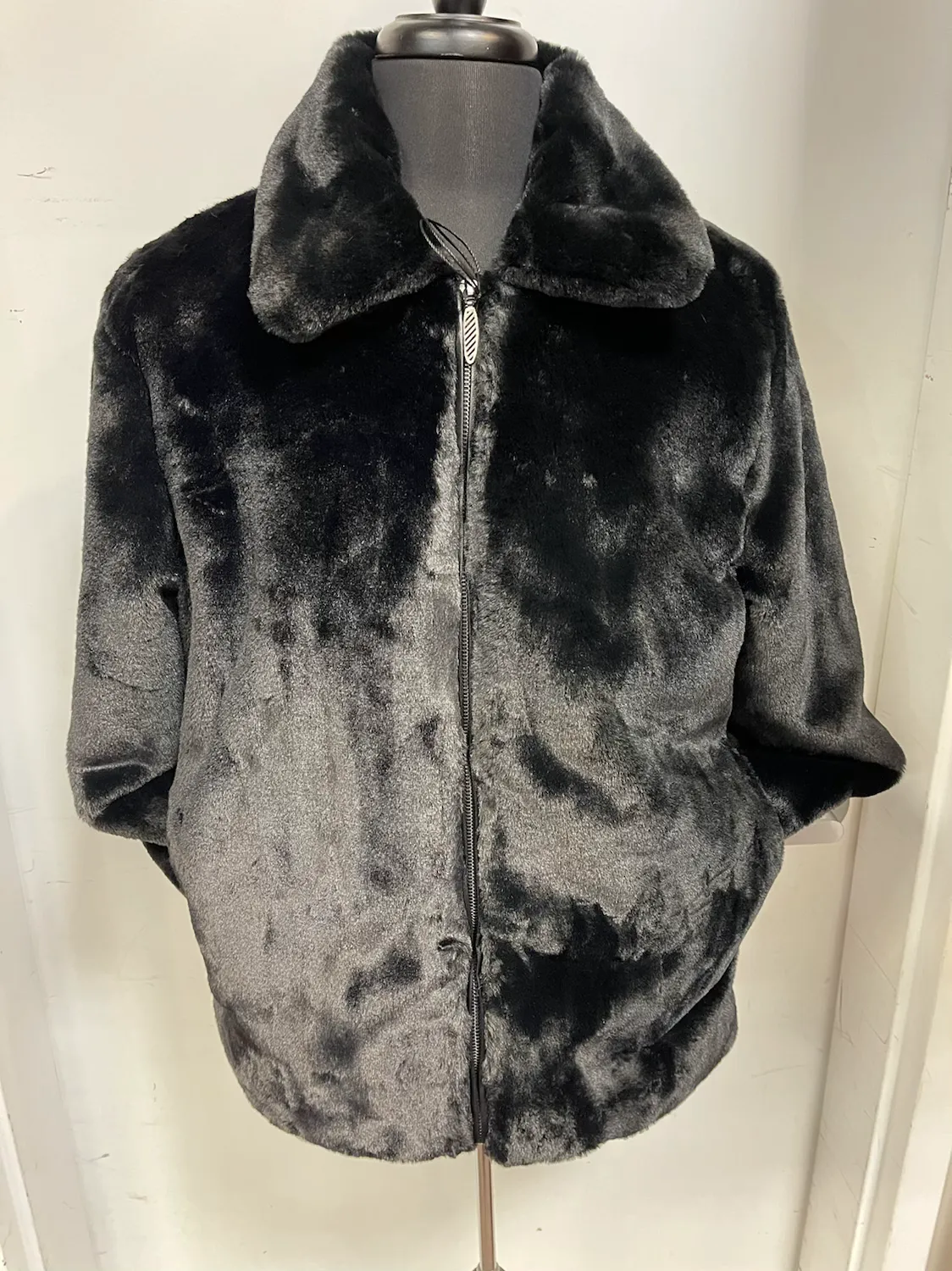 4338-BLAST BLUE MARTINI FUR JACKET I BLACK Comfy Fit Piece