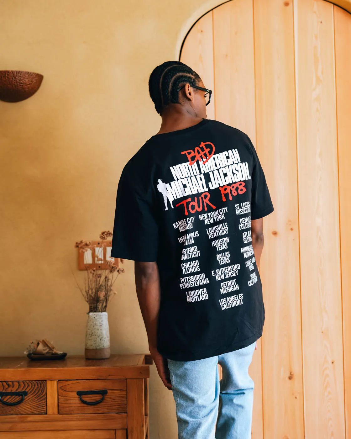 Cozy Waistband SP x Michael Jackson Bad Tour Mens Short Sleeve Shirt (Black)