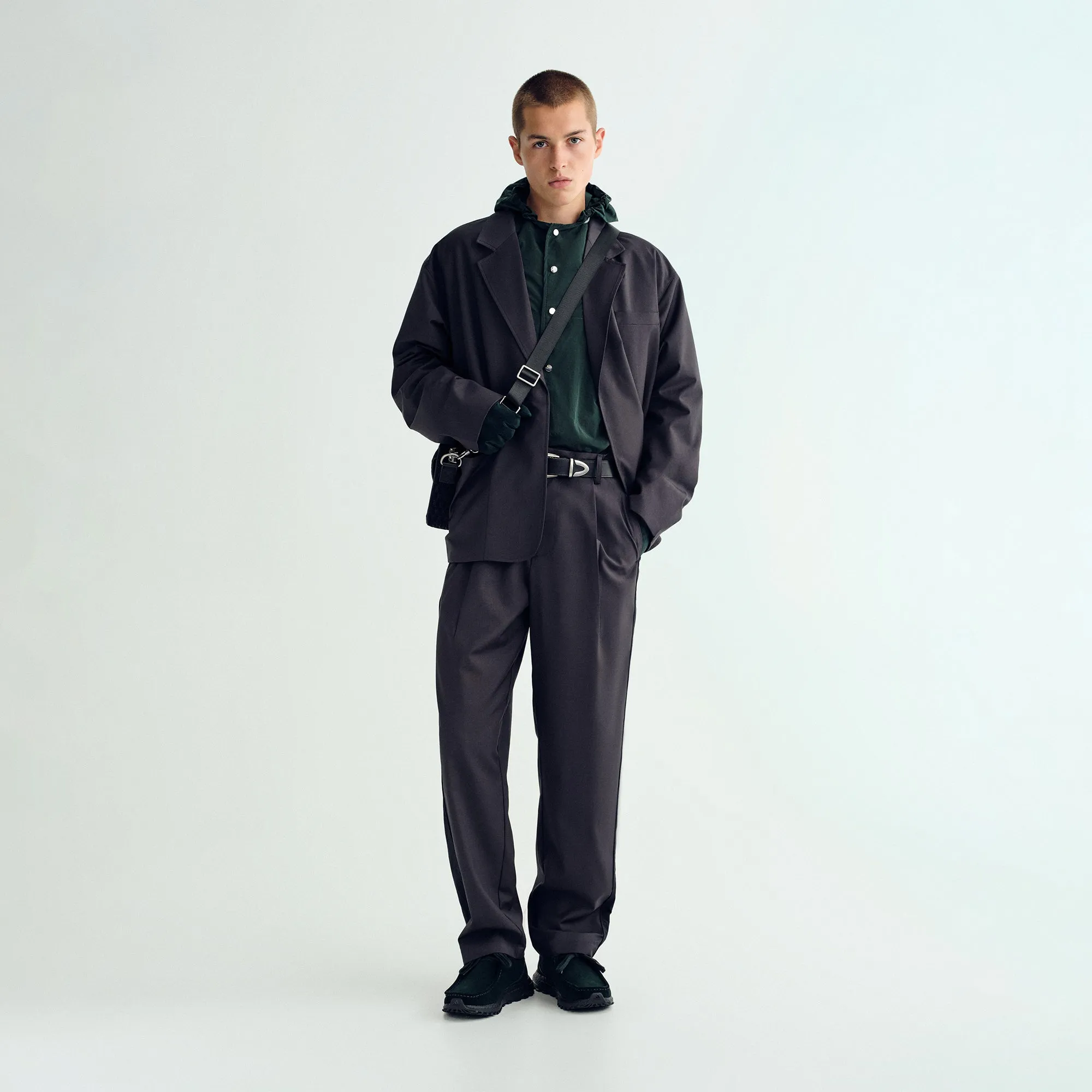 &Kin Tropical Wool Reversible Brant Blazer - Carbon Packable Feature