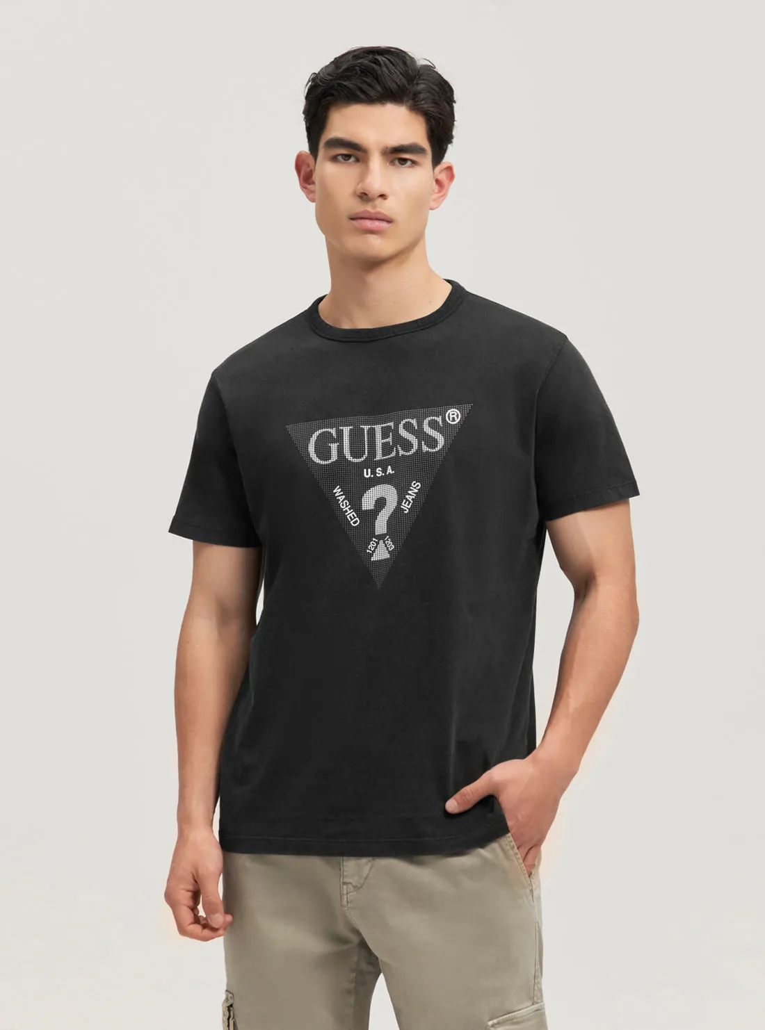 Street Trend Look Cool Fit Eco Black Treated Triangle Logo T-Shirt