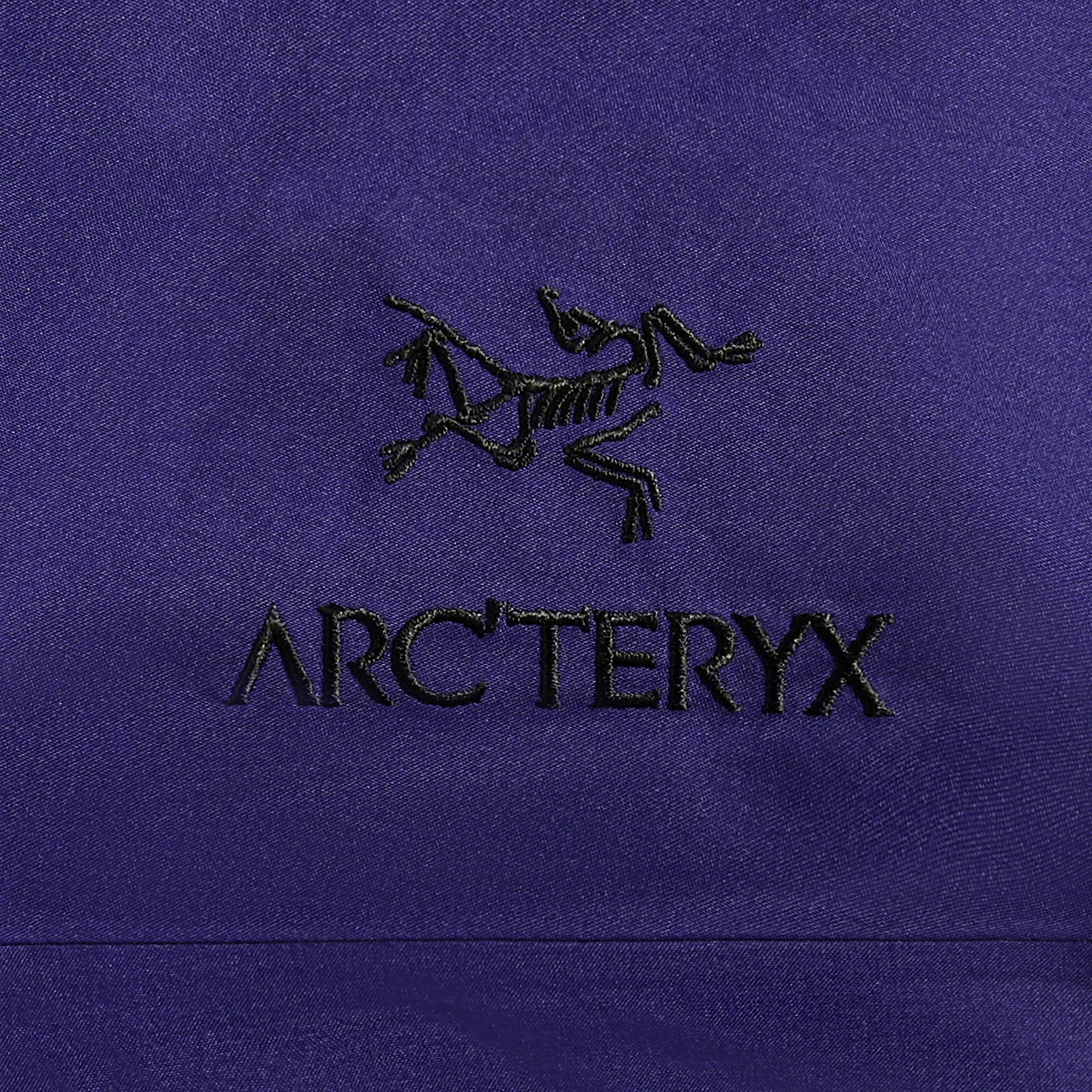 Arc'teryx Alpha SV Jacket - Soulsonic / Black Oversized Silhouette Moisture Wicking Finish
