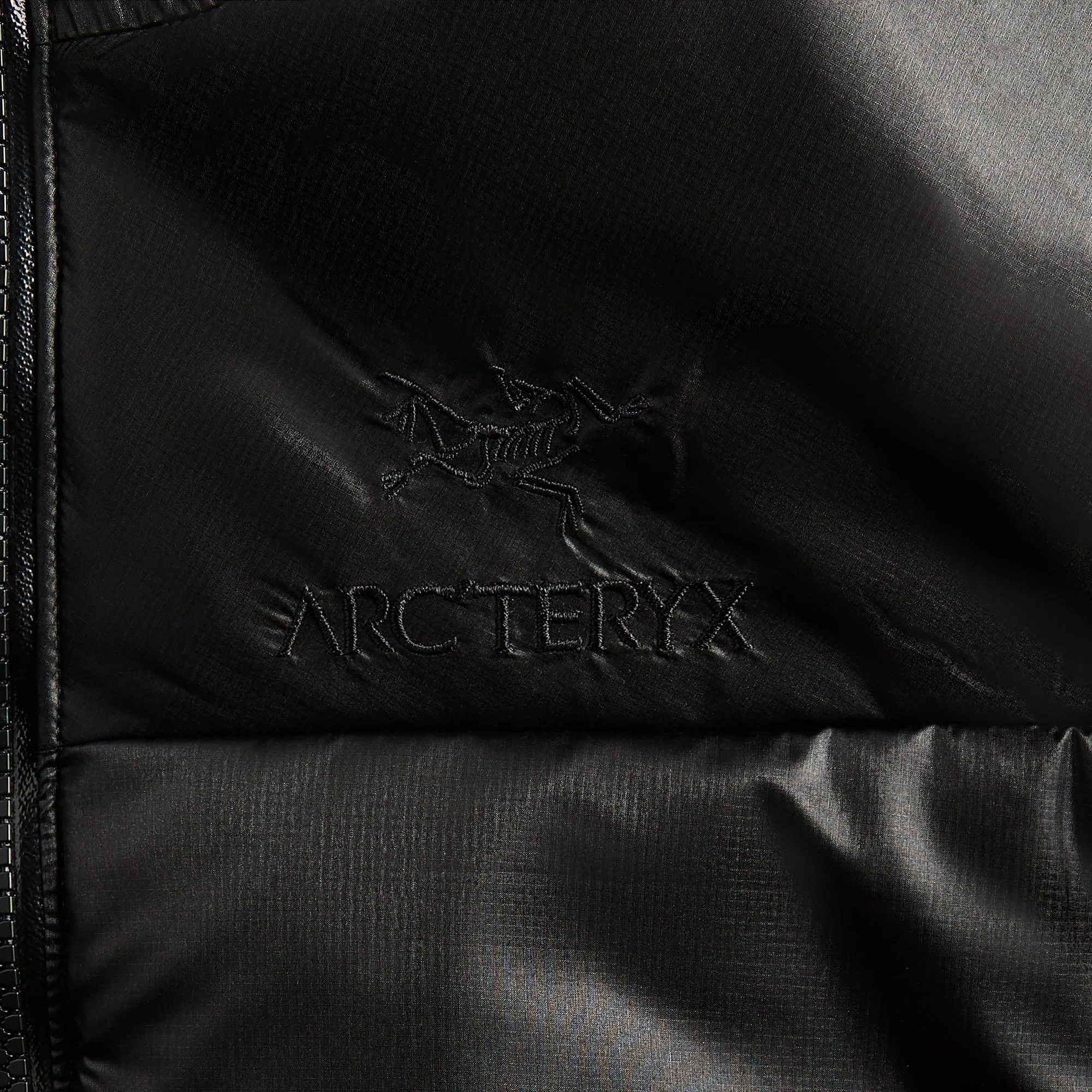 Glow In The Dark Trim Clean Fit Arc'teryx System_A Ogee Insulated Jacket - Black