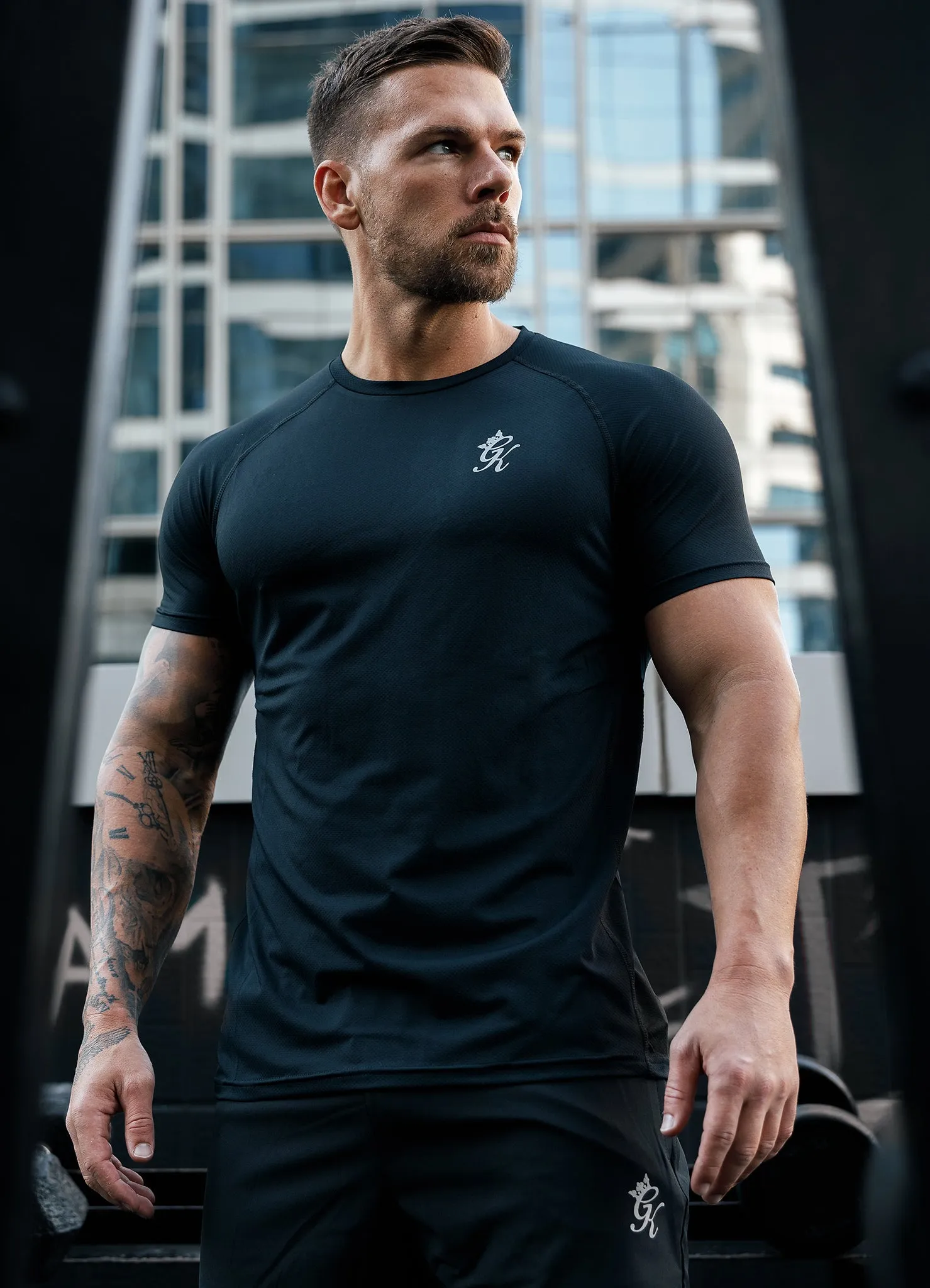 Gym King Energy Tee - Black Layering Comfort Wear