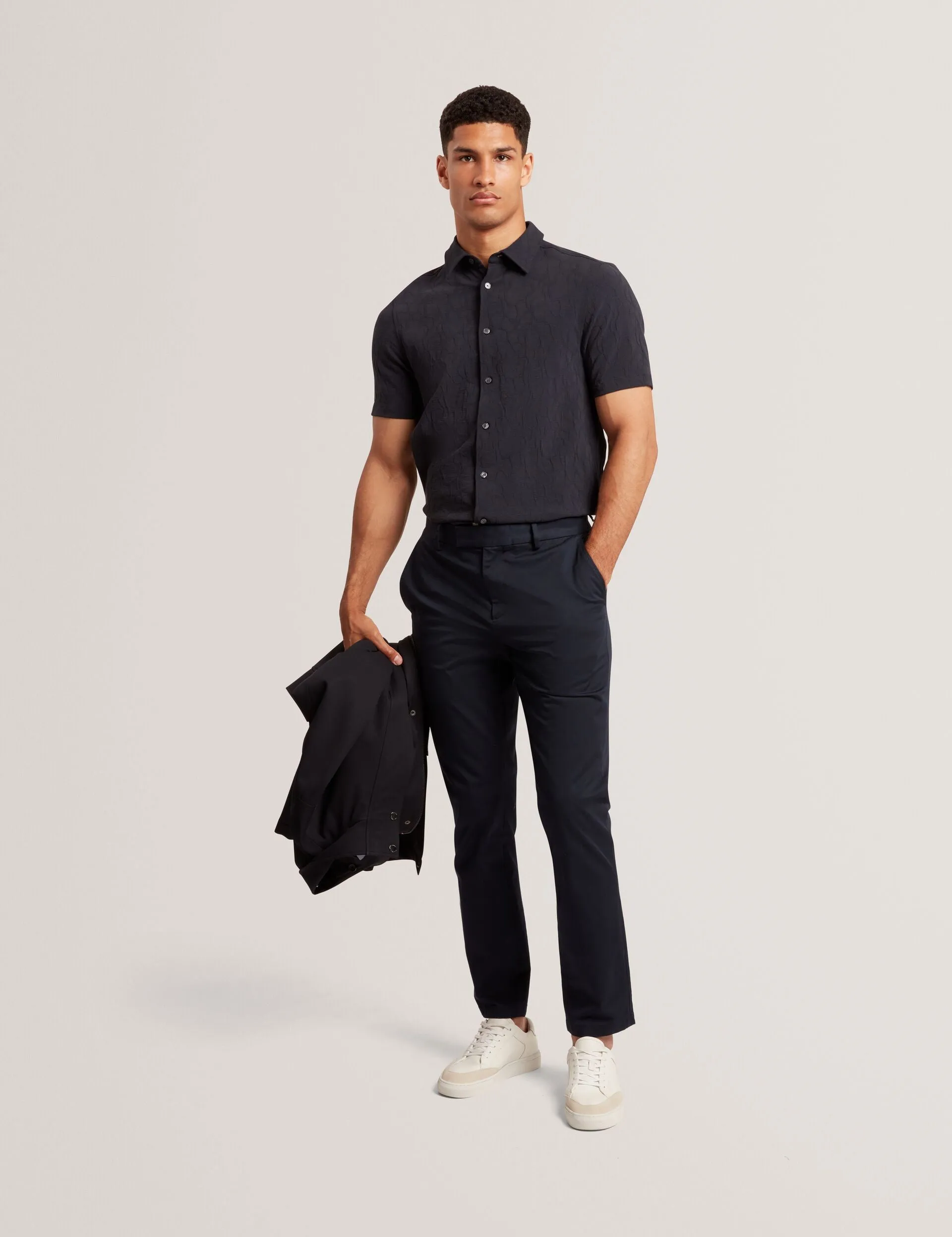 CHIPI | NAVY Modern Cut