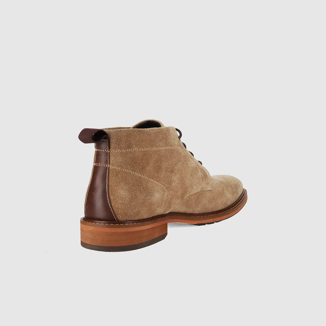 Durable Shell City Walking Sturdy Heel Counter Clapton Lace Up Boots Beige Suede