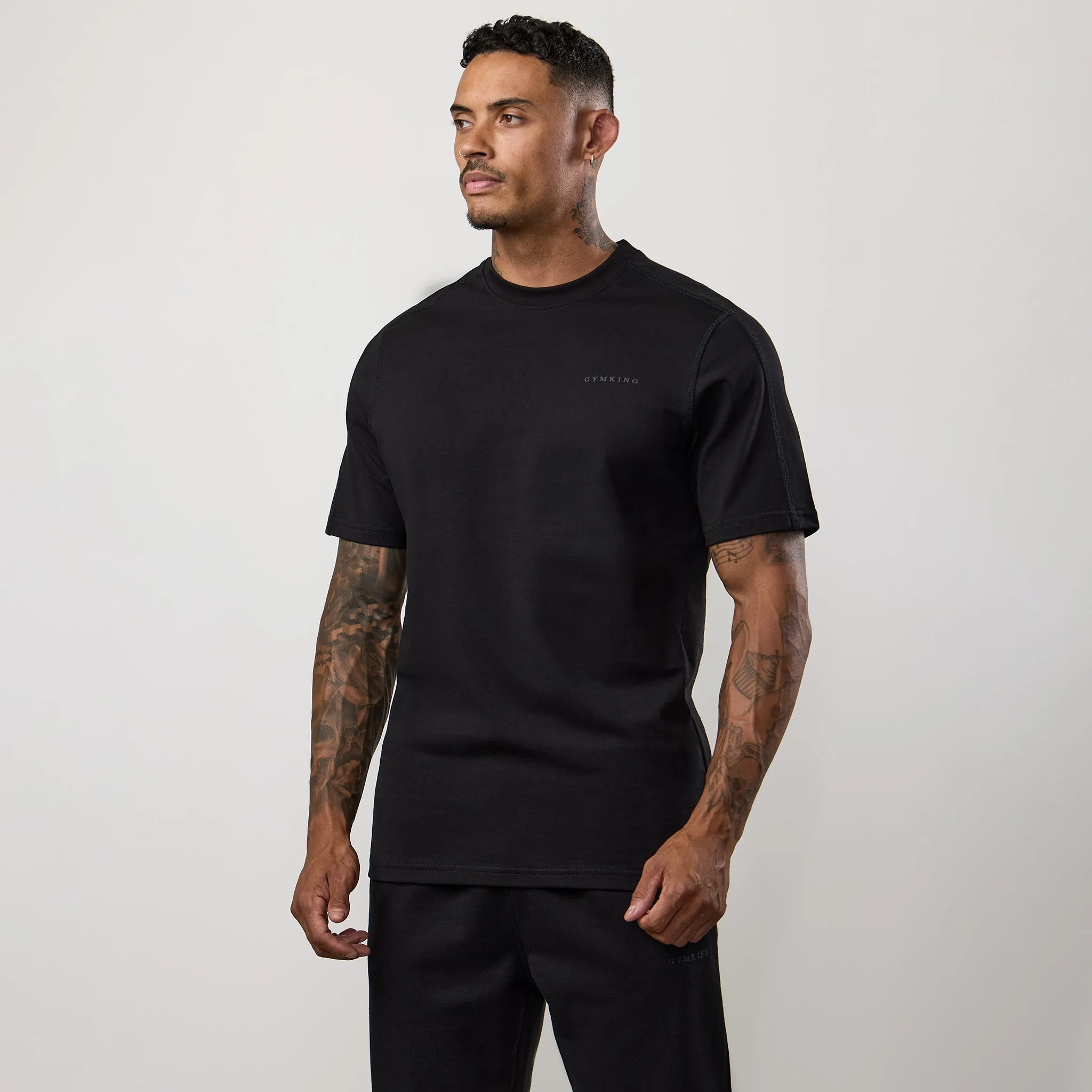 Gym King Linear Jersey Tee - Black Cool Fit
