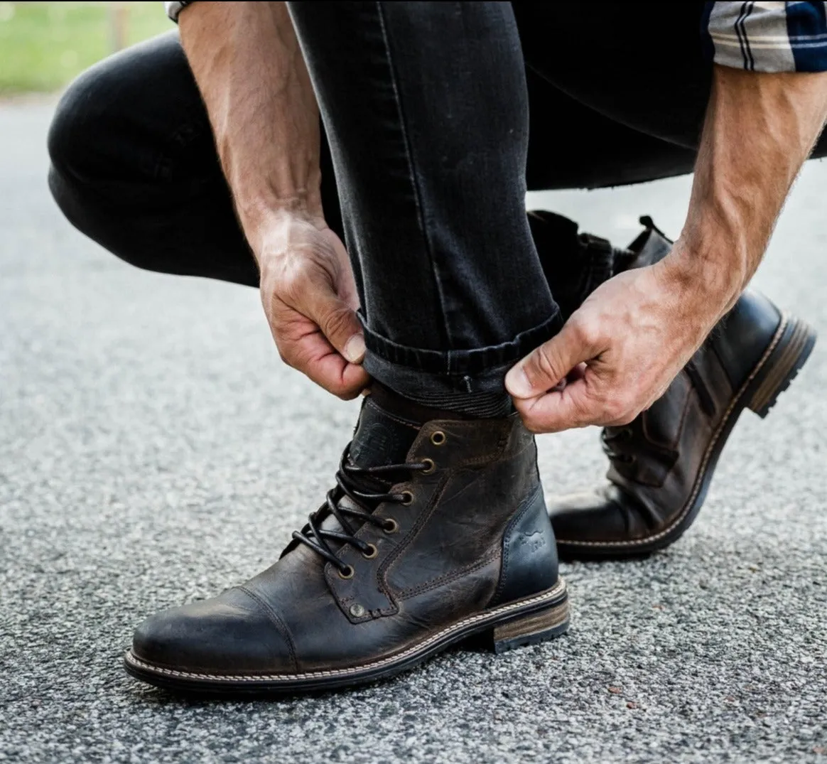 Durable Shell Stylish Explorer Eco Friendly Manufacturing Clifton Lace Up Boots Dark Brown