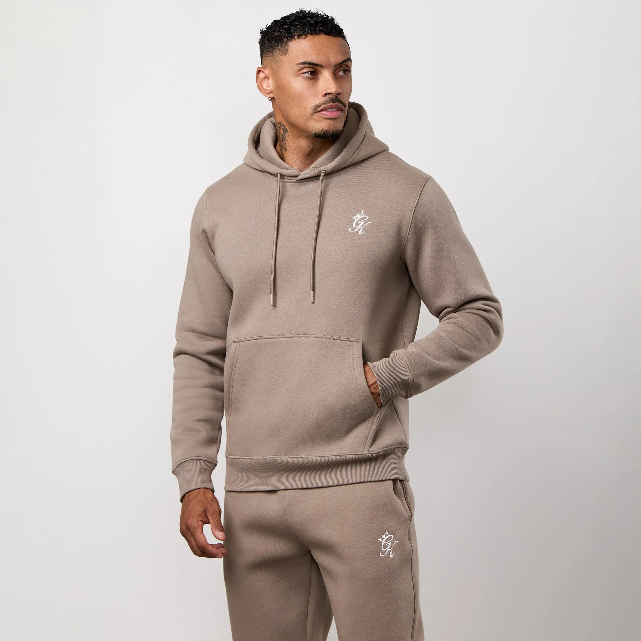 Gym King Fundamental Fleece Hood - Truffle Cozy Hoodie Wear