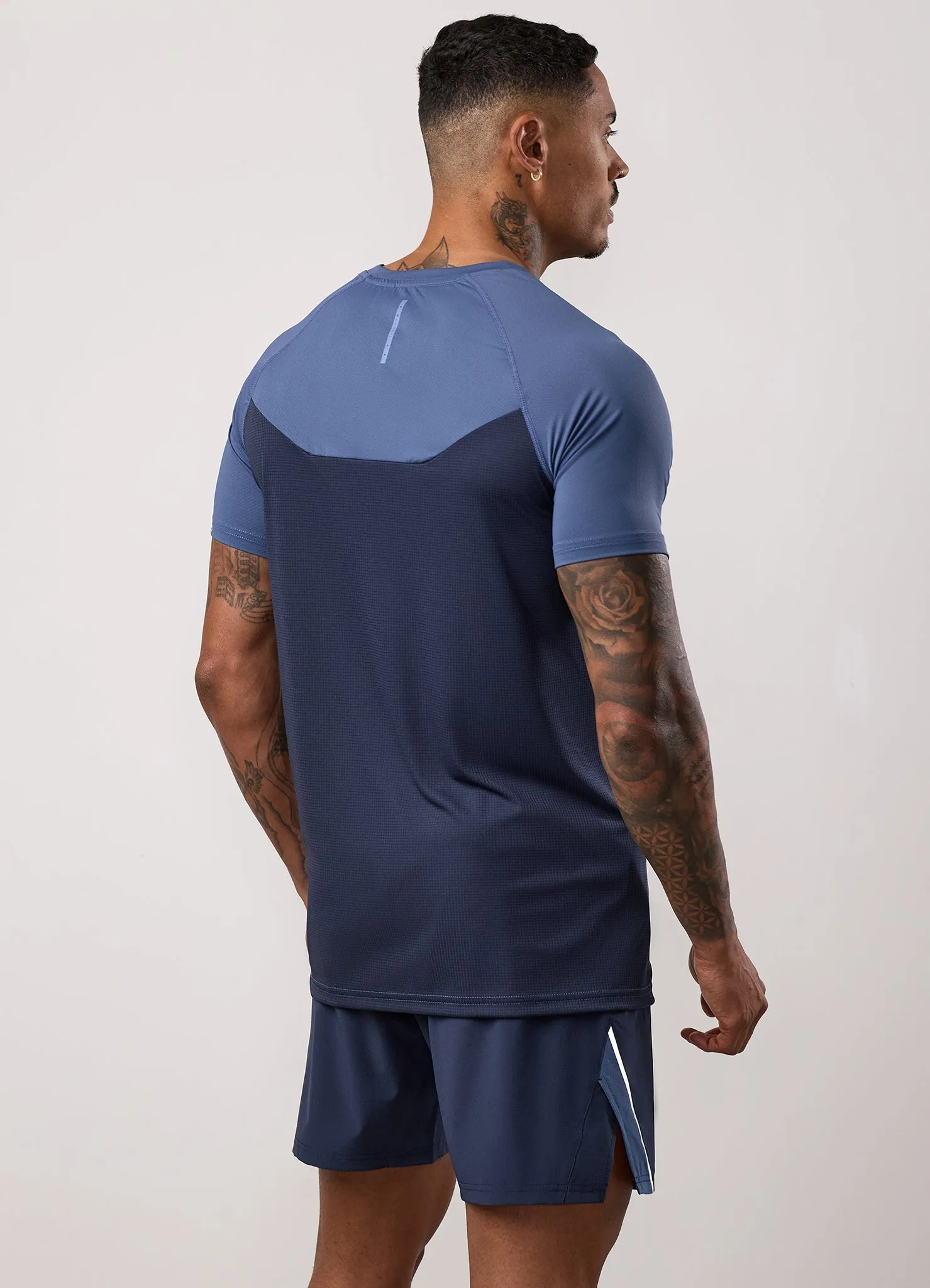 Light and Breathable Gym King Flex 2.0 Tee - Dark Denim/Faded Indigo