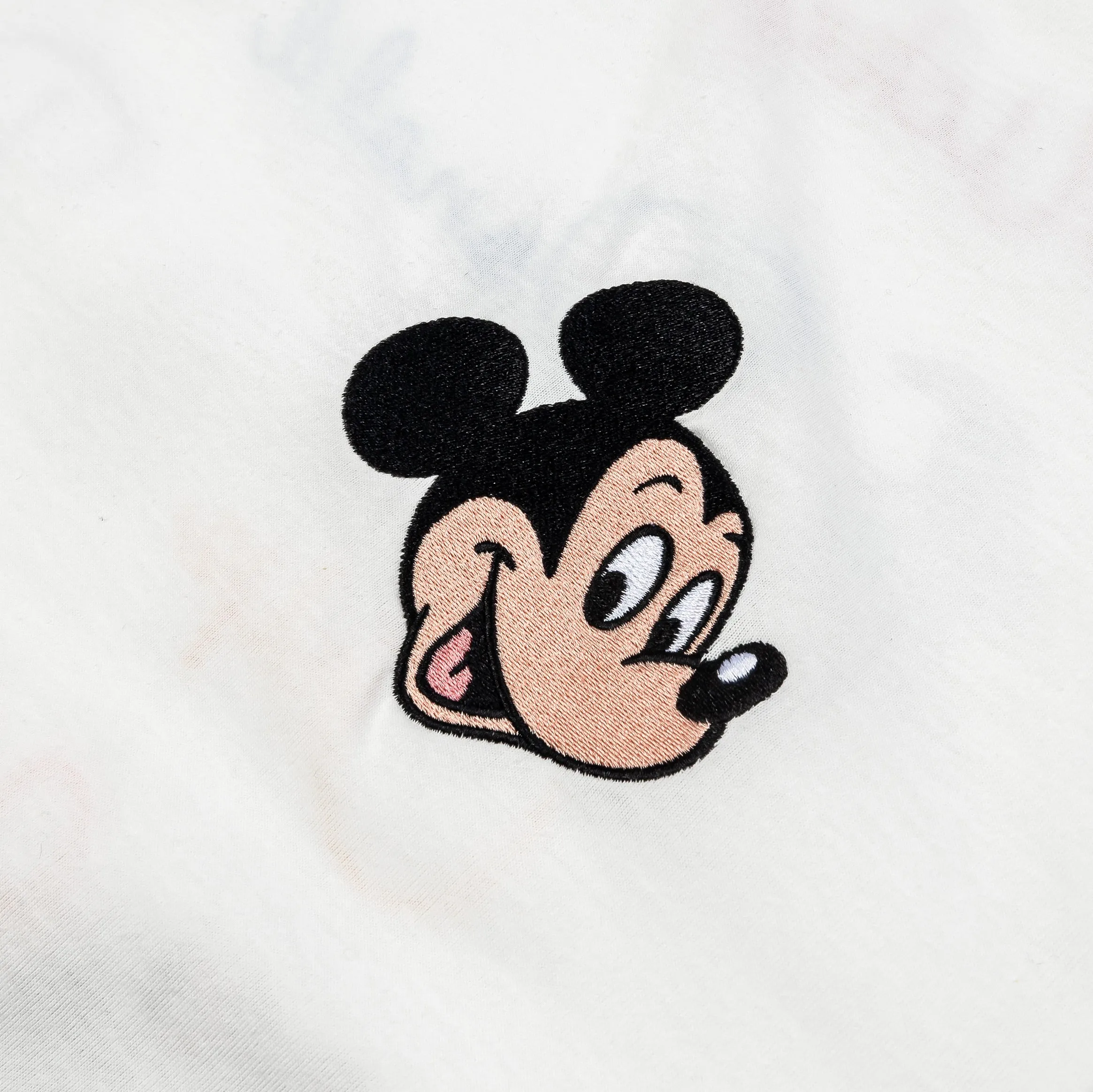 Everyday Casual Glossy Look Disney Mickey and Friends By Shoe Palace Disney Characters Mens Short Sleeve Shirt (White/Red)