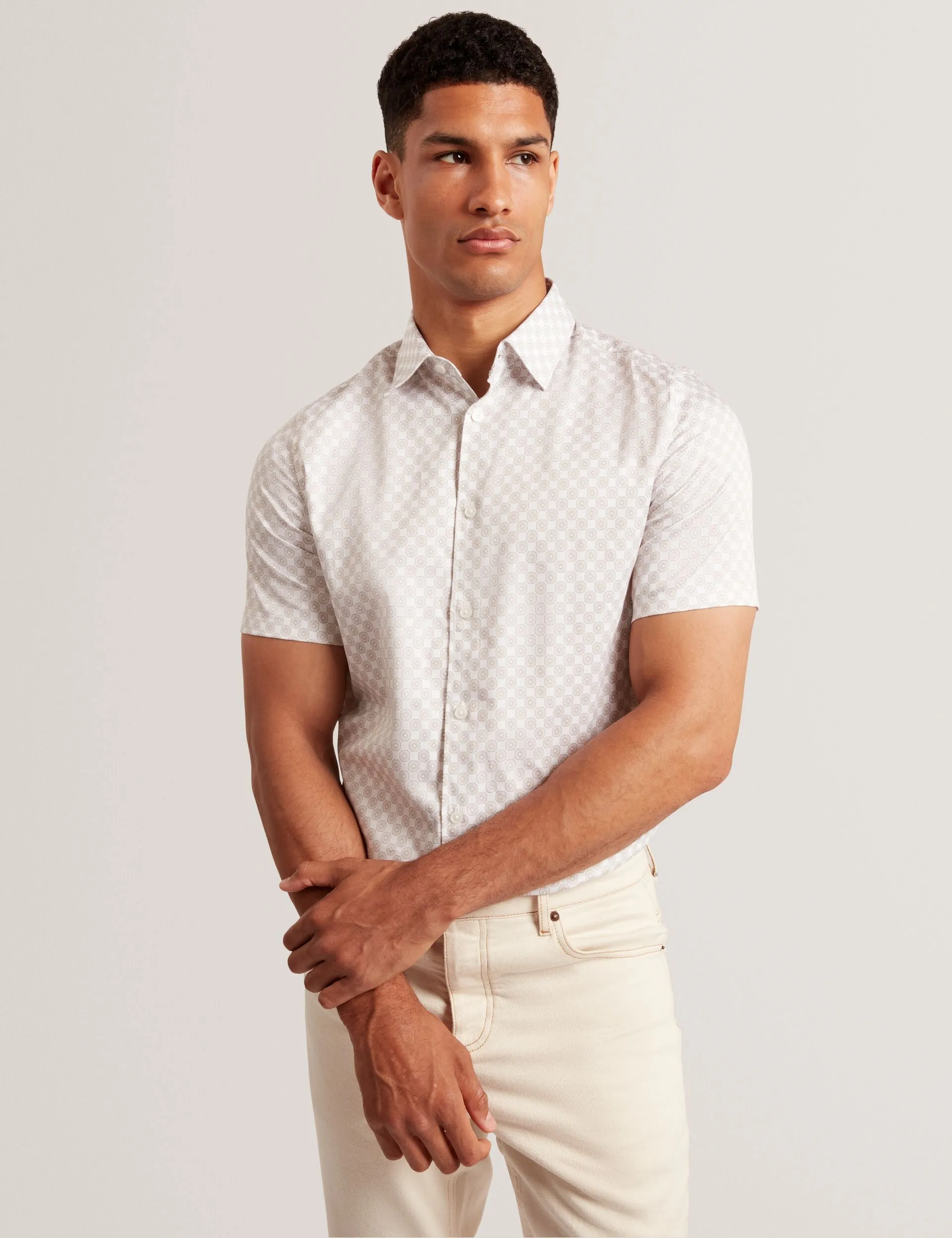 SEFSHO | TAUPE Warm Layers Matte Look