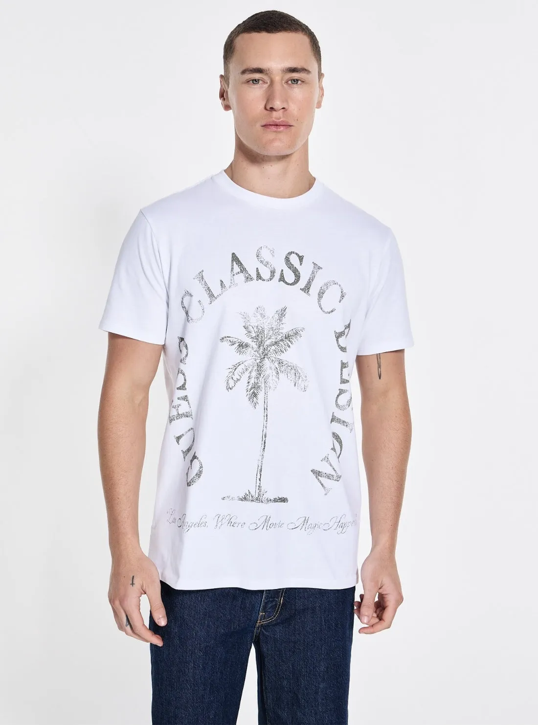 Travel Friendly Roomy Fit Eco White Basic Classic Design T-Shirt