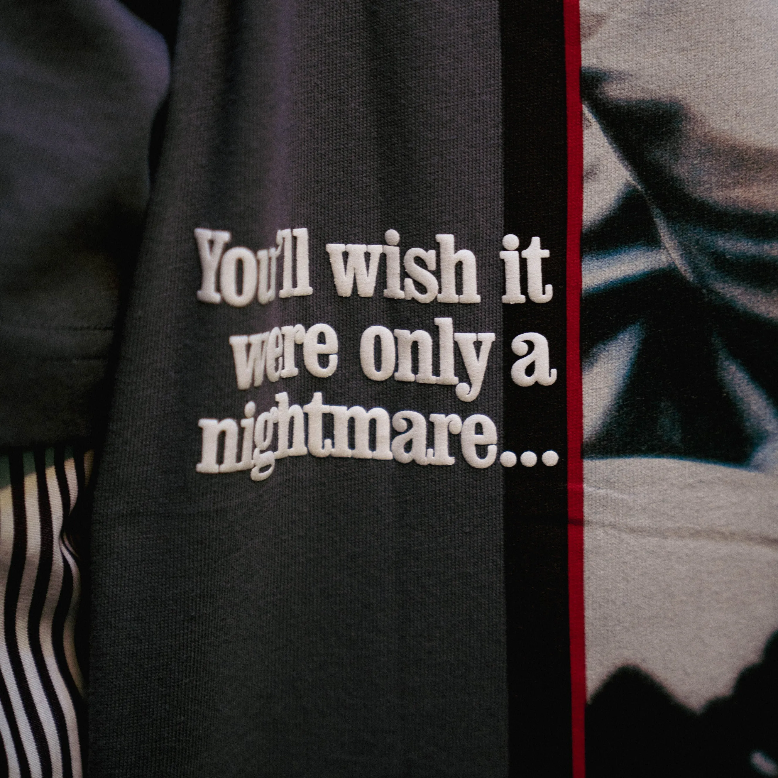 Cozy Fit Fur combination SP x Friday The 13th Outsiders Mens Short Sleeve Shirt (Grey/Red)