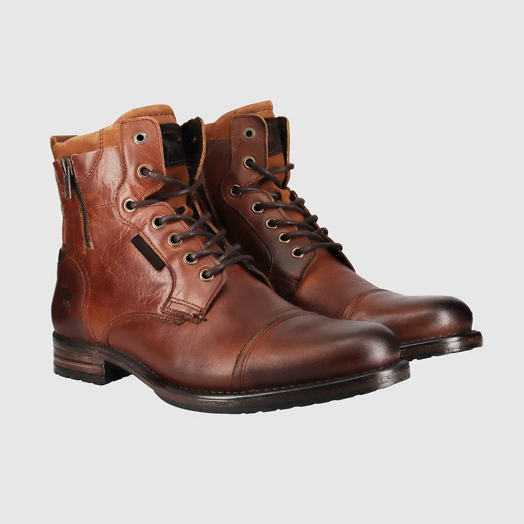 Snow Season Porter Lace Up Boots Camel