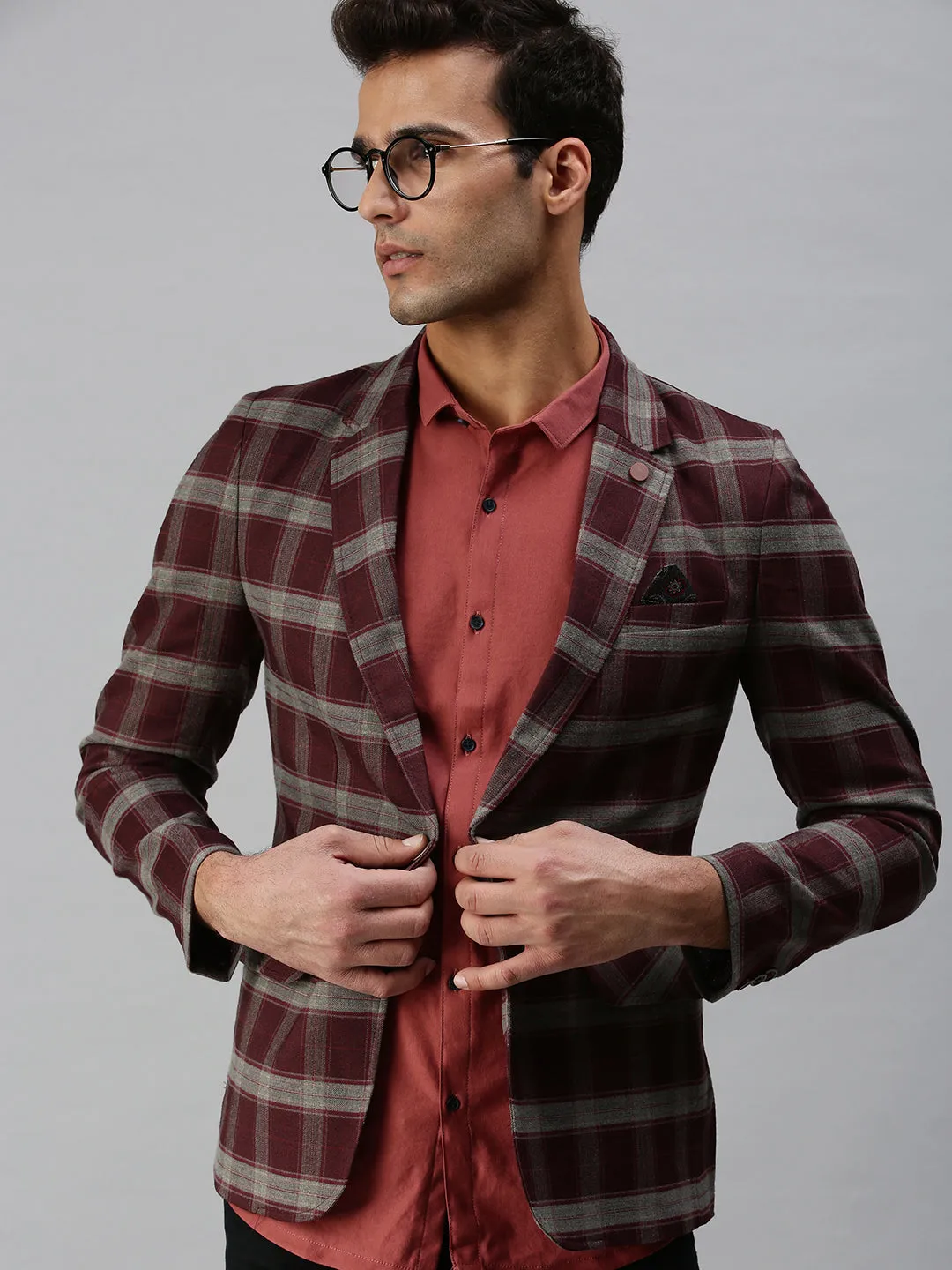 Utility Inspired Look Fade Resistant Dye Method Men's Maroon Checked Printed Single-Breasted Slim-Fit Casual Blazer