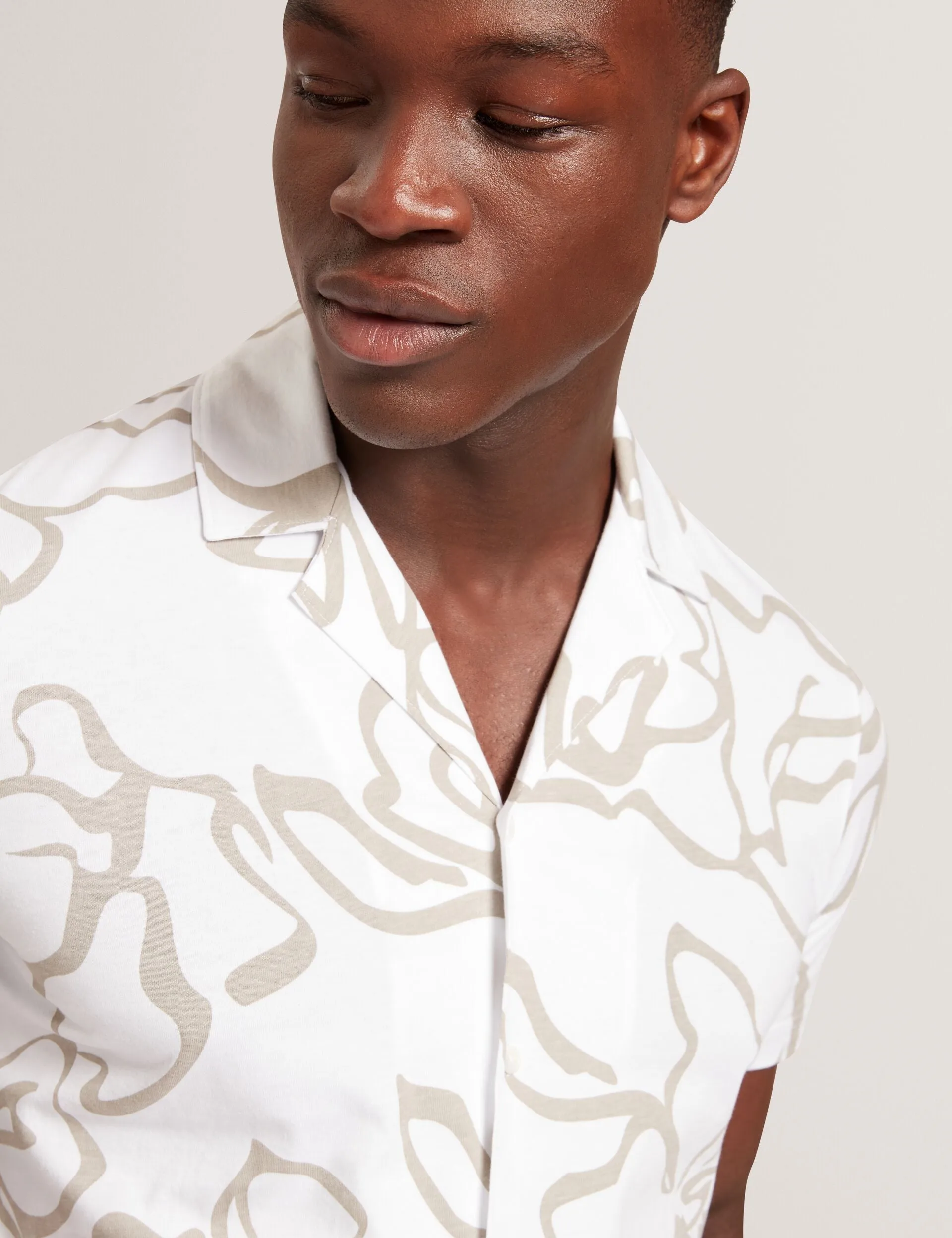 Outerwear Companion CLAUB | WHITE