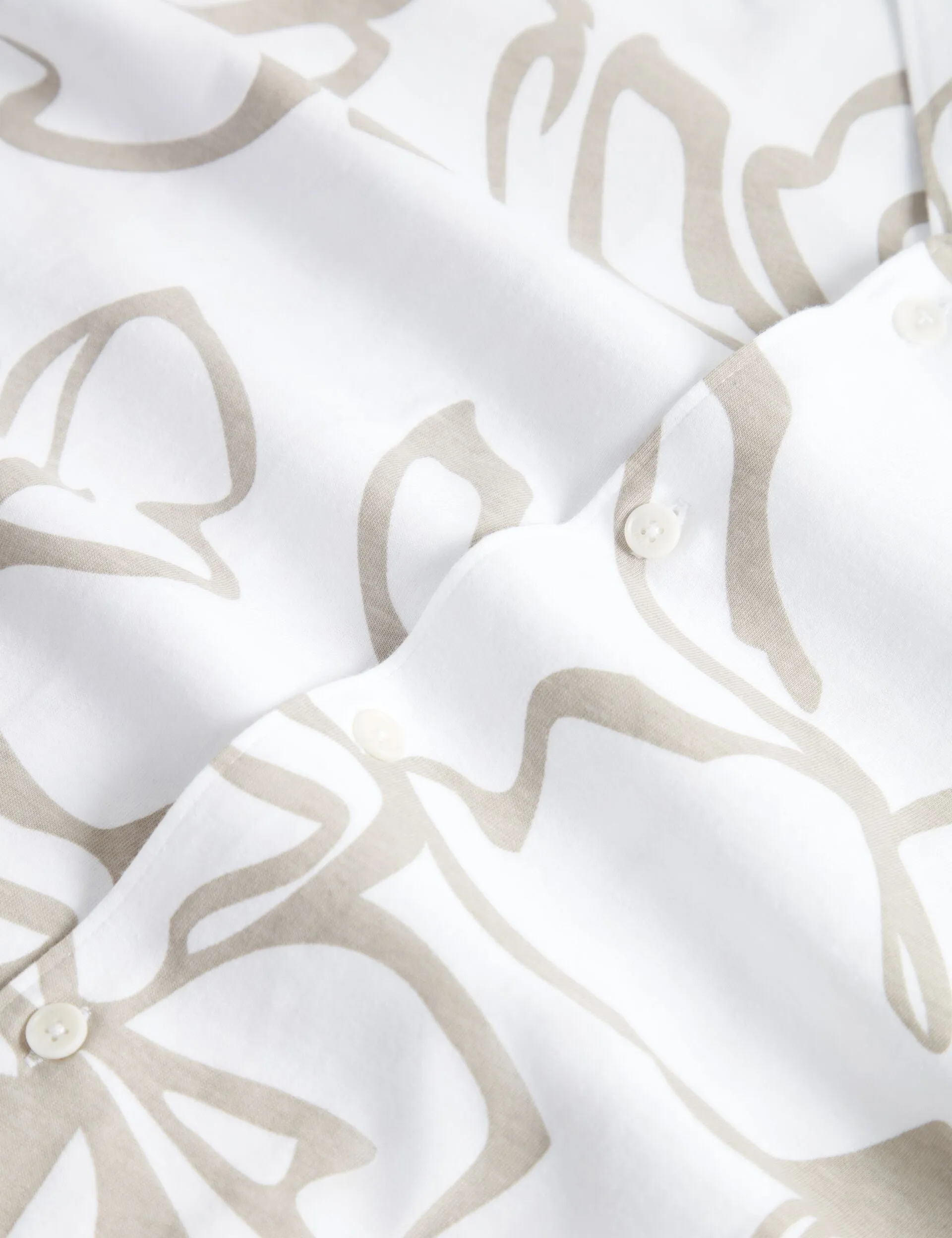 Sporty Layer All Day Comfort Tech CLAUB | WHITE