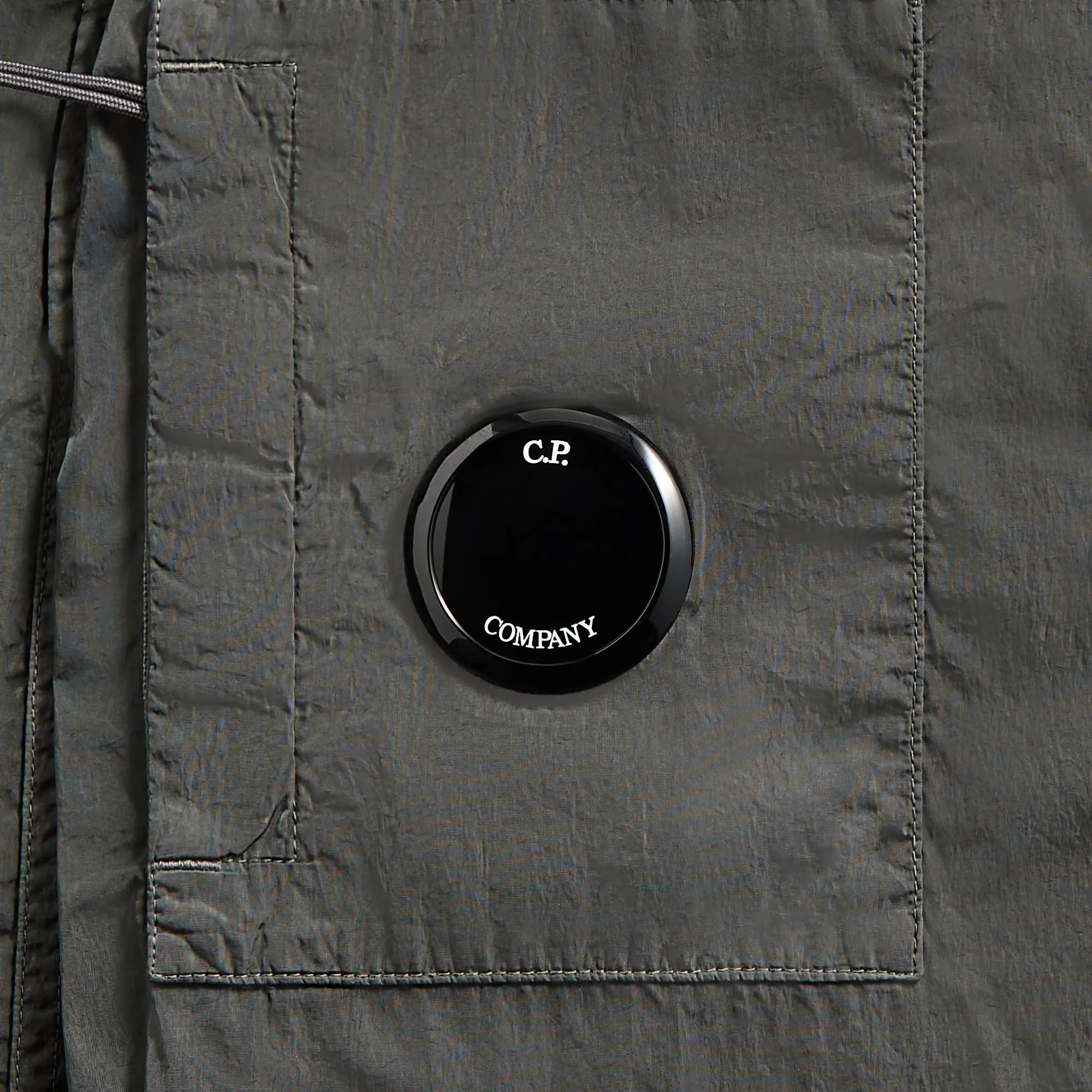 FlexibleHoodDesign Urban Fit Look C.P. Company Chrome-R Full Button Jacket - Smoked Pearl