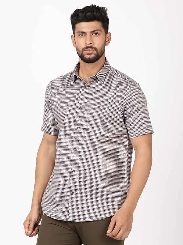 Sustainable Manufacturing Process Trendy Design Men Solid Half Sleeve Cotton Stretch Shirt