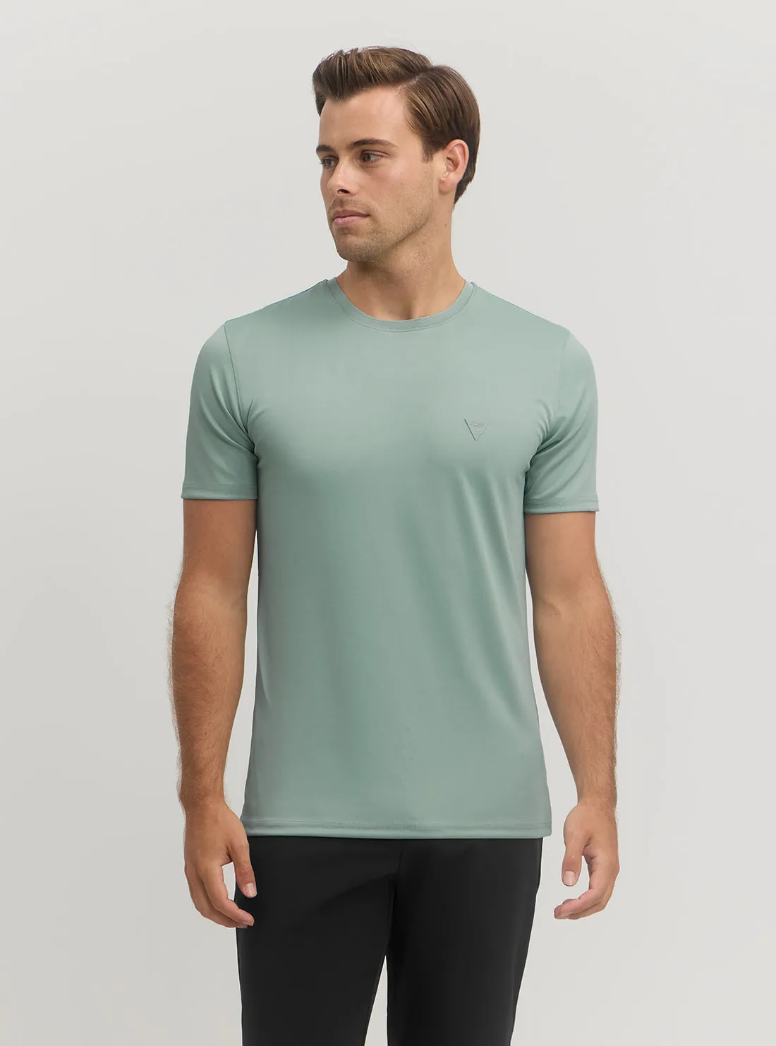 Cozy Design Fit Green Tech Stretch T-Shirt