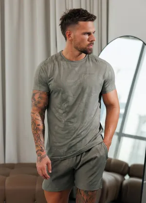 Easy Fit Gym King Debossed Camo Tee - Olive