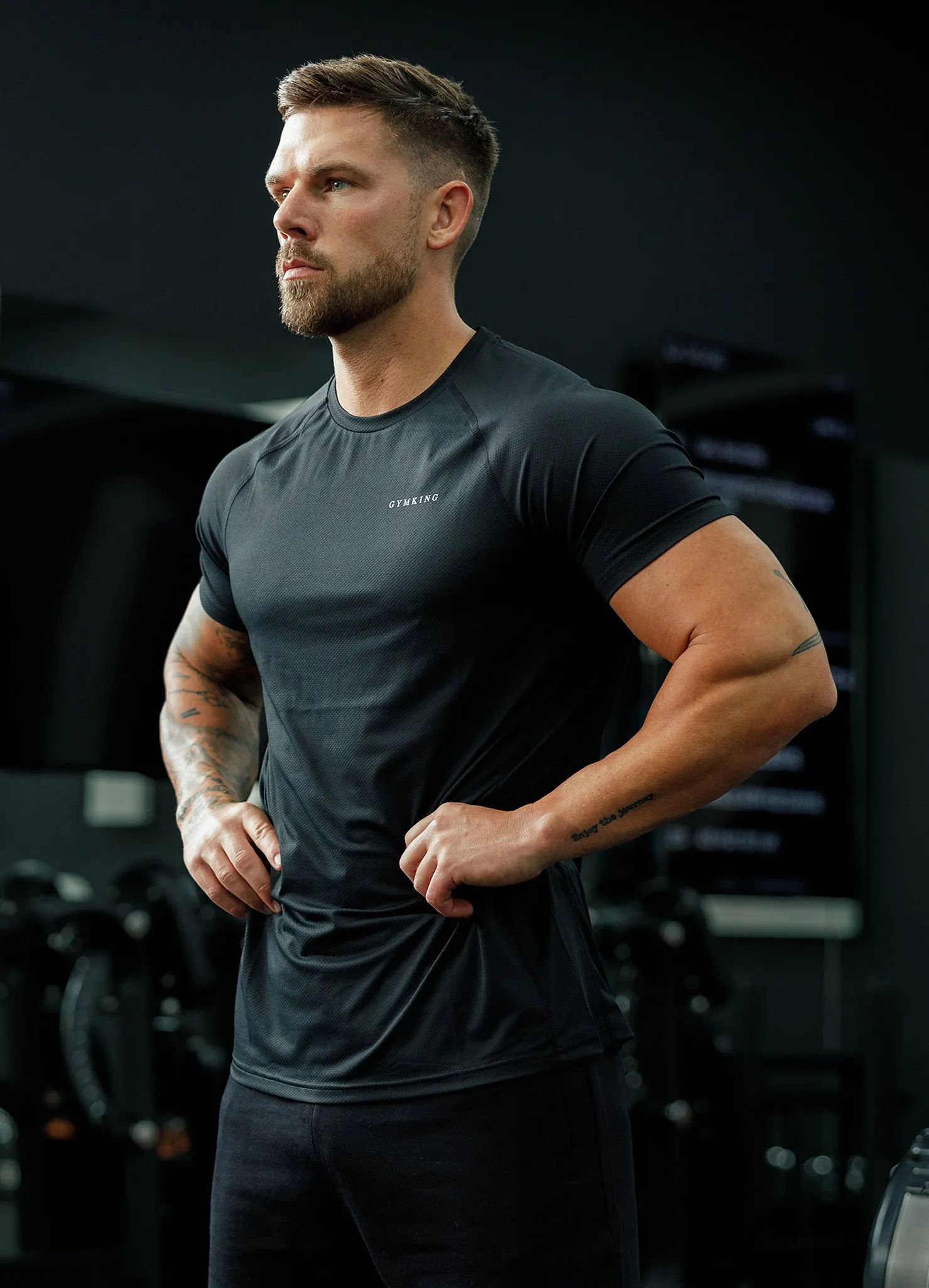 Soft touch finish Breathable Wear Fit Gym King Energy Linear Tee - Black