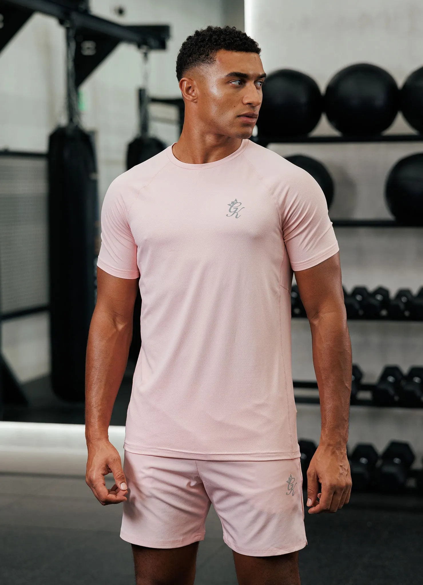 Gym King Energy Tee - Light Pink theater visit