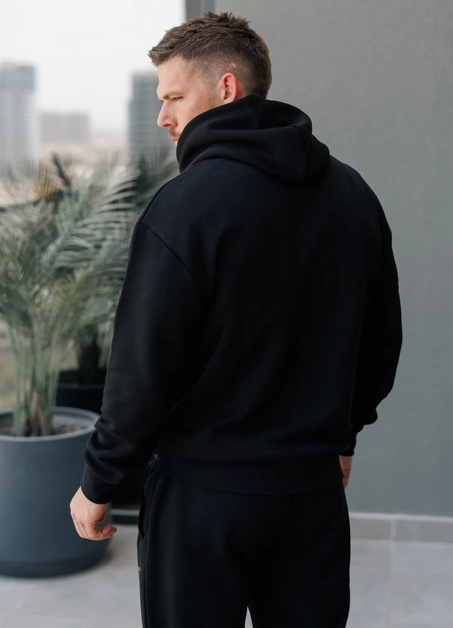 Go-to Wear Easy Layer Gym King Established Relaxed Fit Hood - Black/Gold