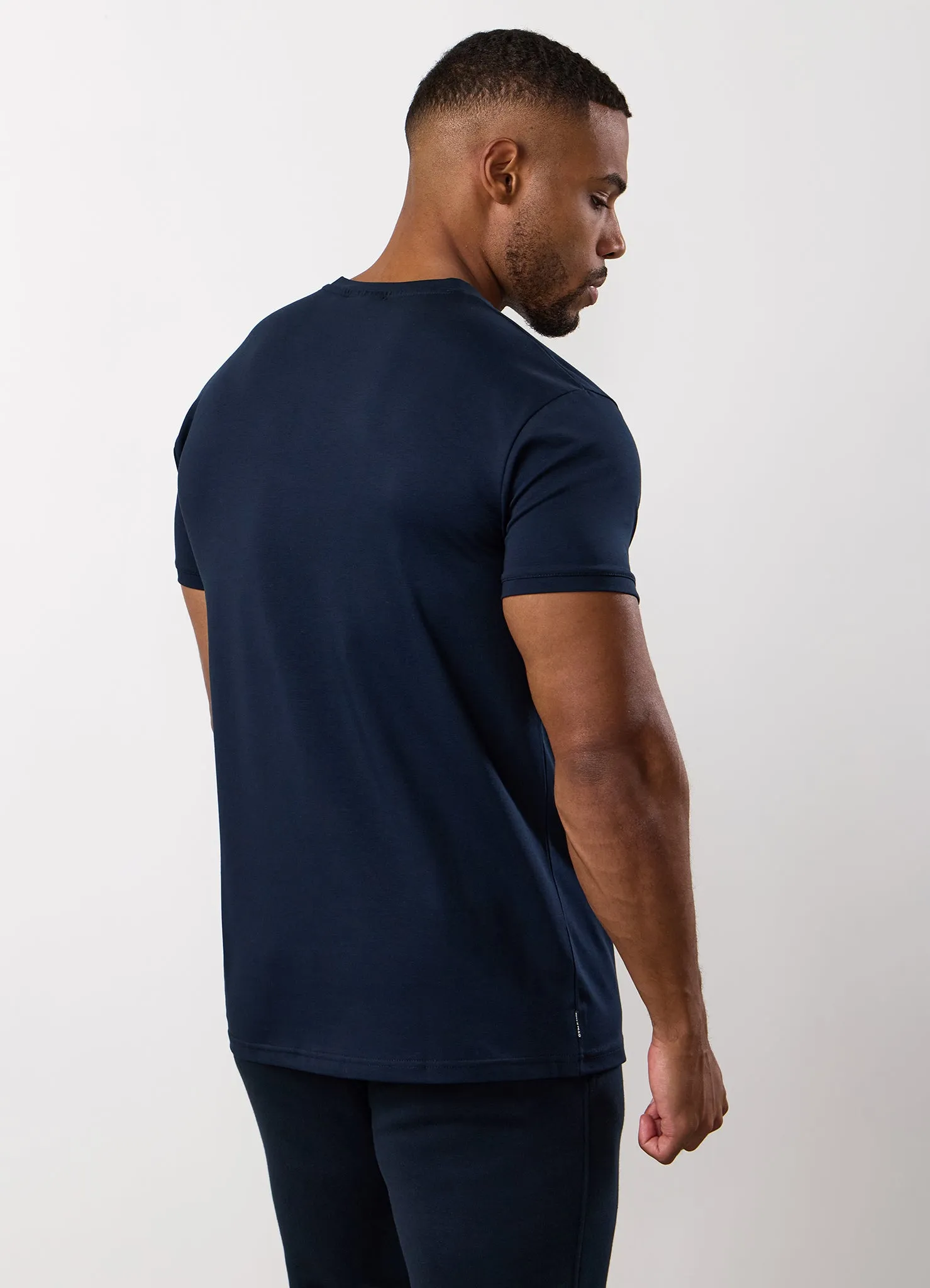 Gym King Fundamental Linear Tee - Navy Comfy Vibe