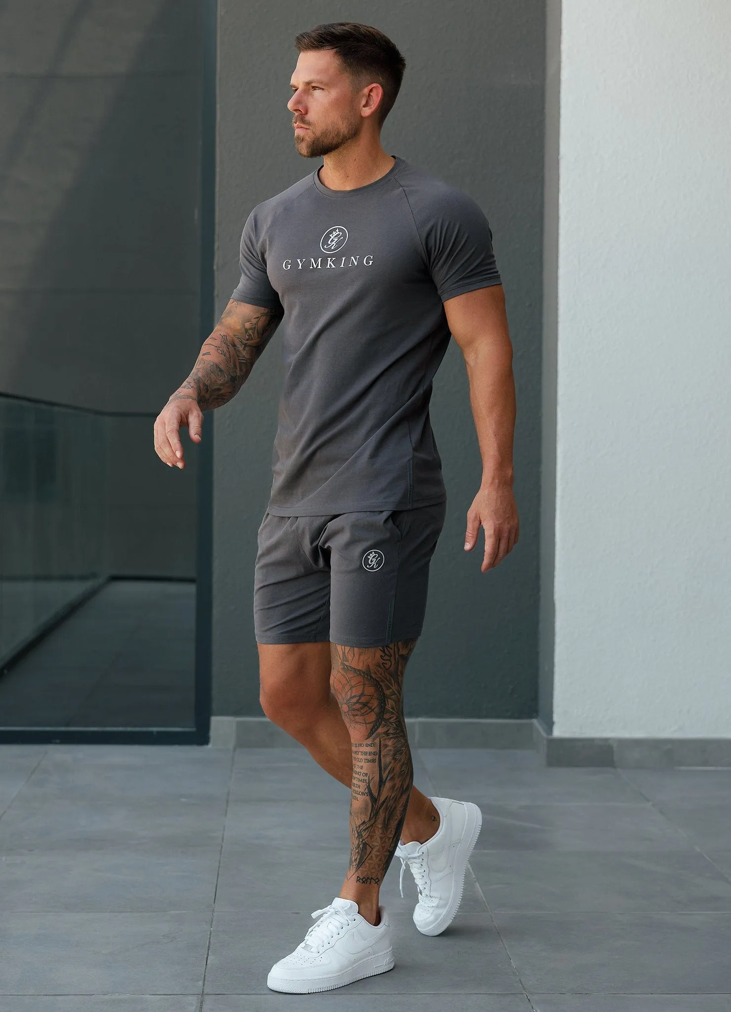 Gym King Pro Logo Jersey Tee - Graphite Minimal Style Trend
