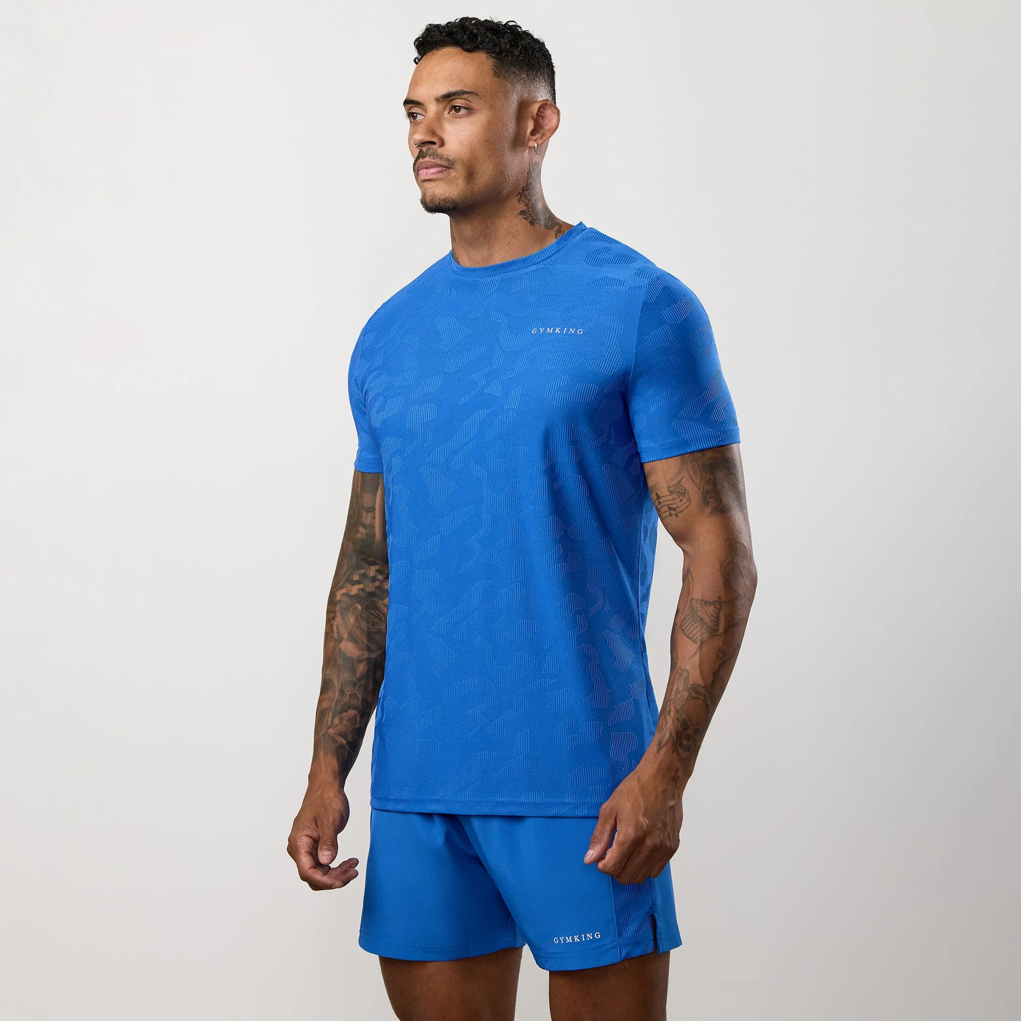 Gym King Progress Texture Tee - Electric Blue Sleek Look