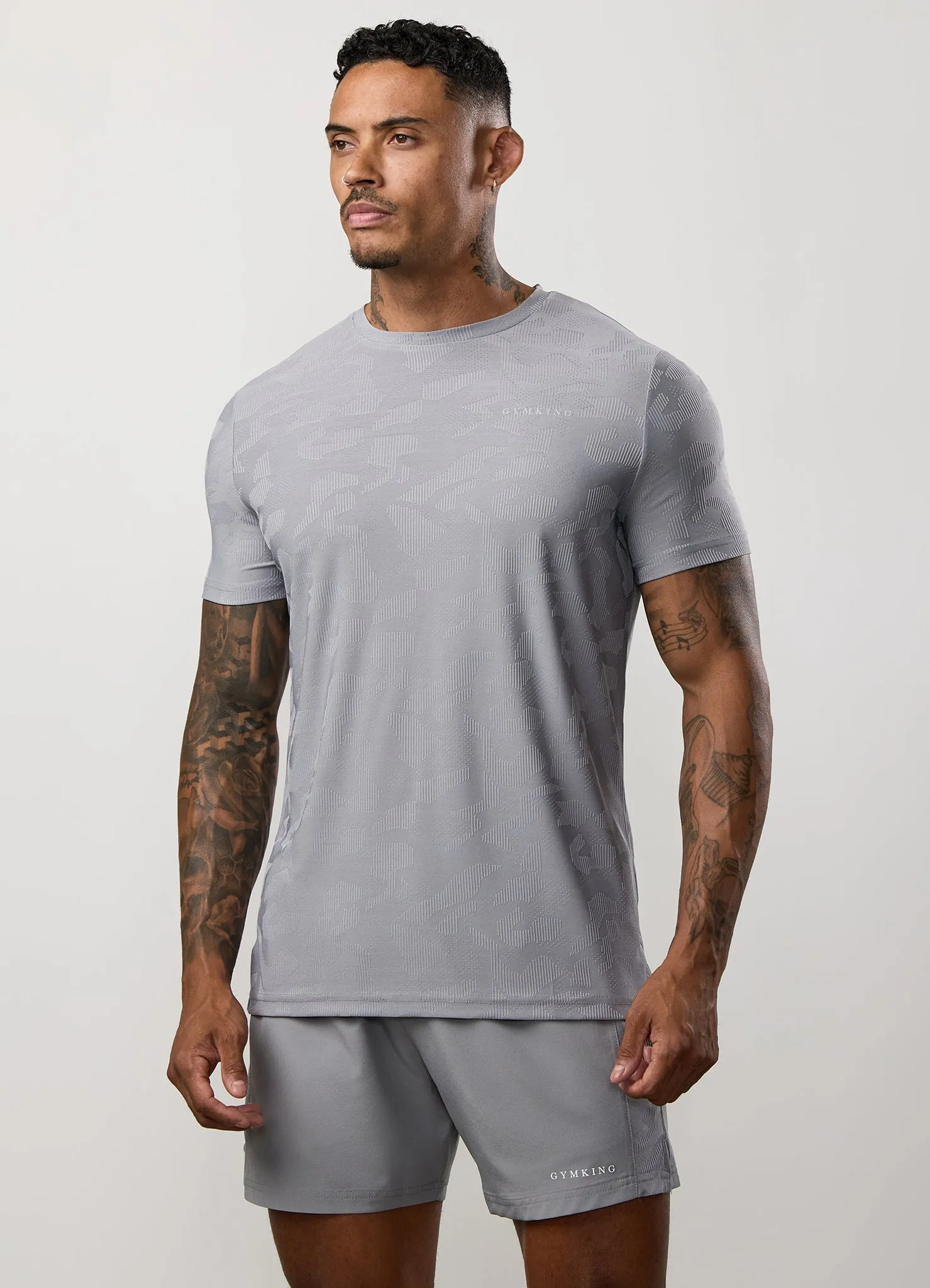 Gym King Progress Texture Tee - Urban Grey Fashion Fit ComfortOptimizedConstruction