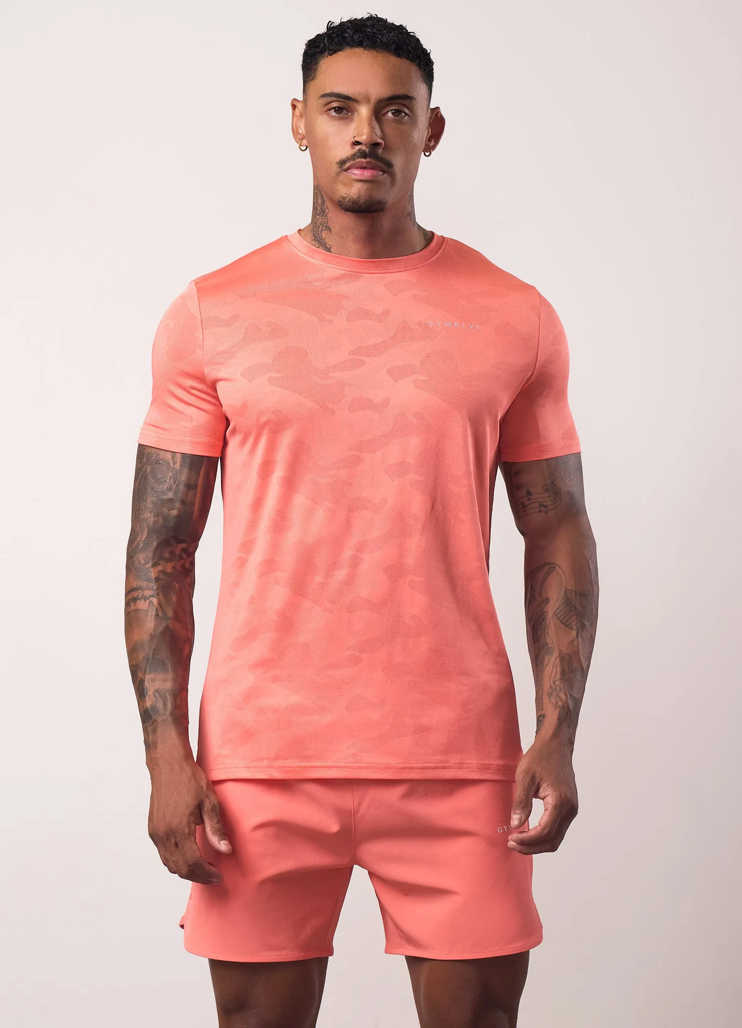 All Day Flex Gym King Relentless Camo Tee - Coral Punch