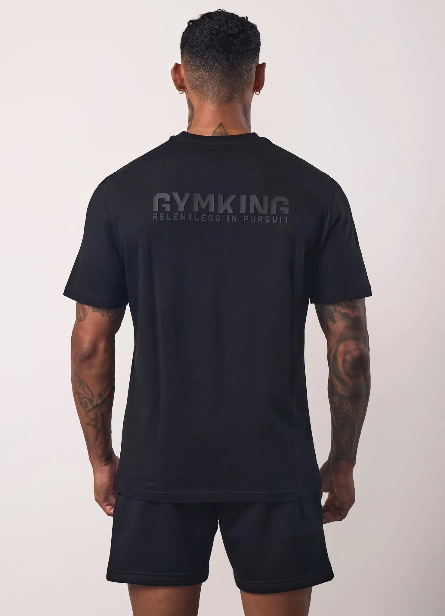 Gym King Relentless Tee - Black Relaxed Fit Light Trend