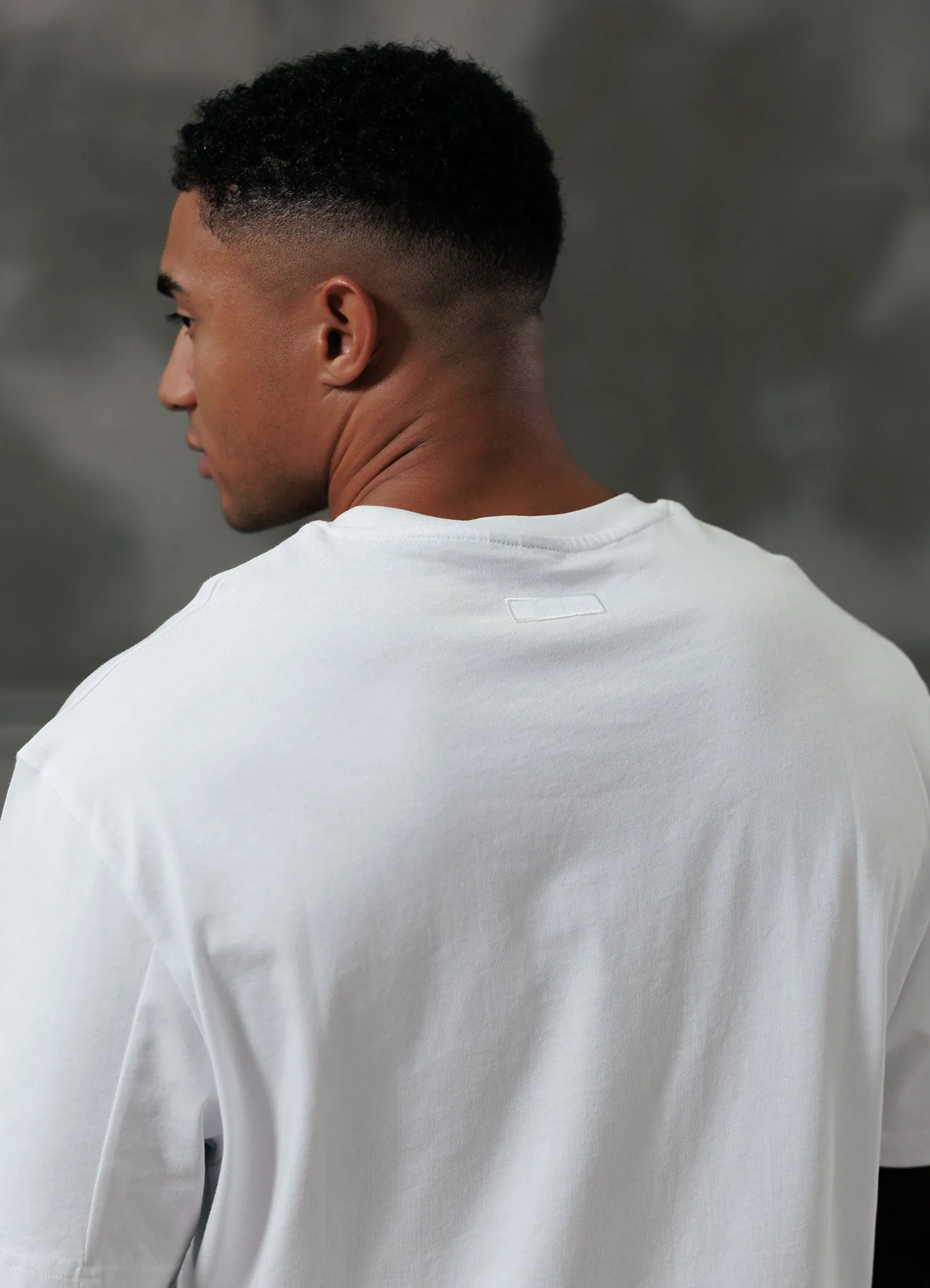 Cool Fit Versatile and Comfortable Gym King Script Relaxed Fit Tee - White