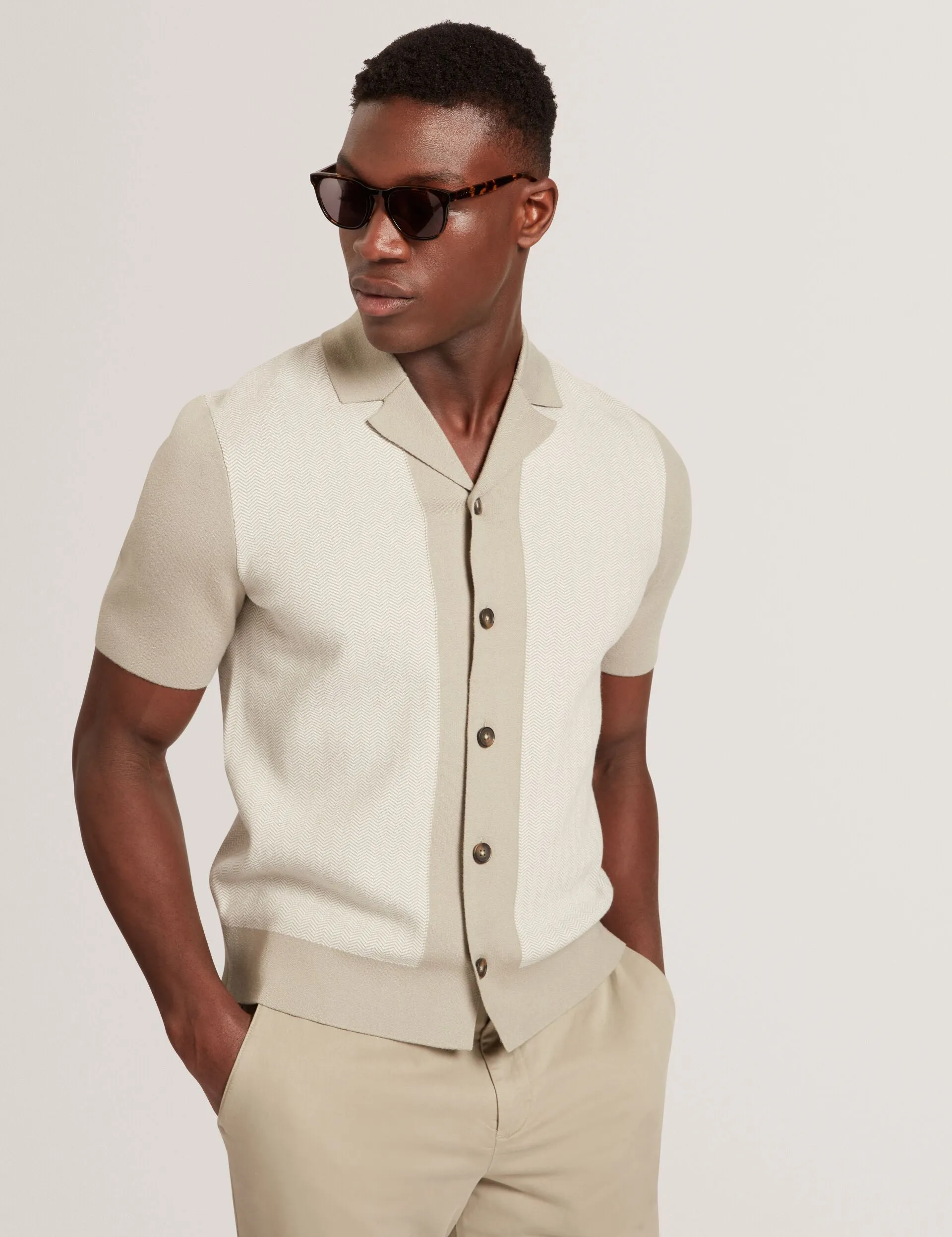 PADRIG | KHAKI Pure Cotton Distressed finish