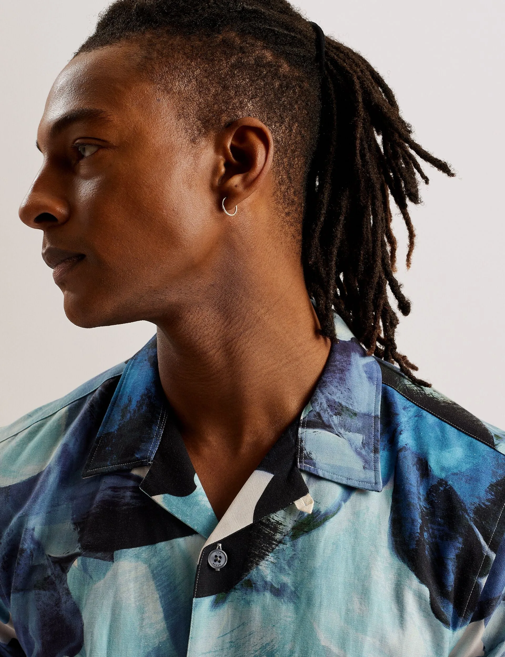 HENRIS | BLUE Comfortable Wear