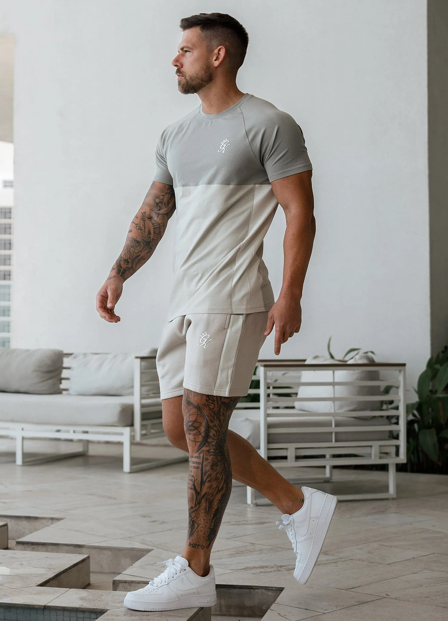 UV Protective Fabric Gym King Contrast Panel Jersey Tee - Light Stone/Taupe/White