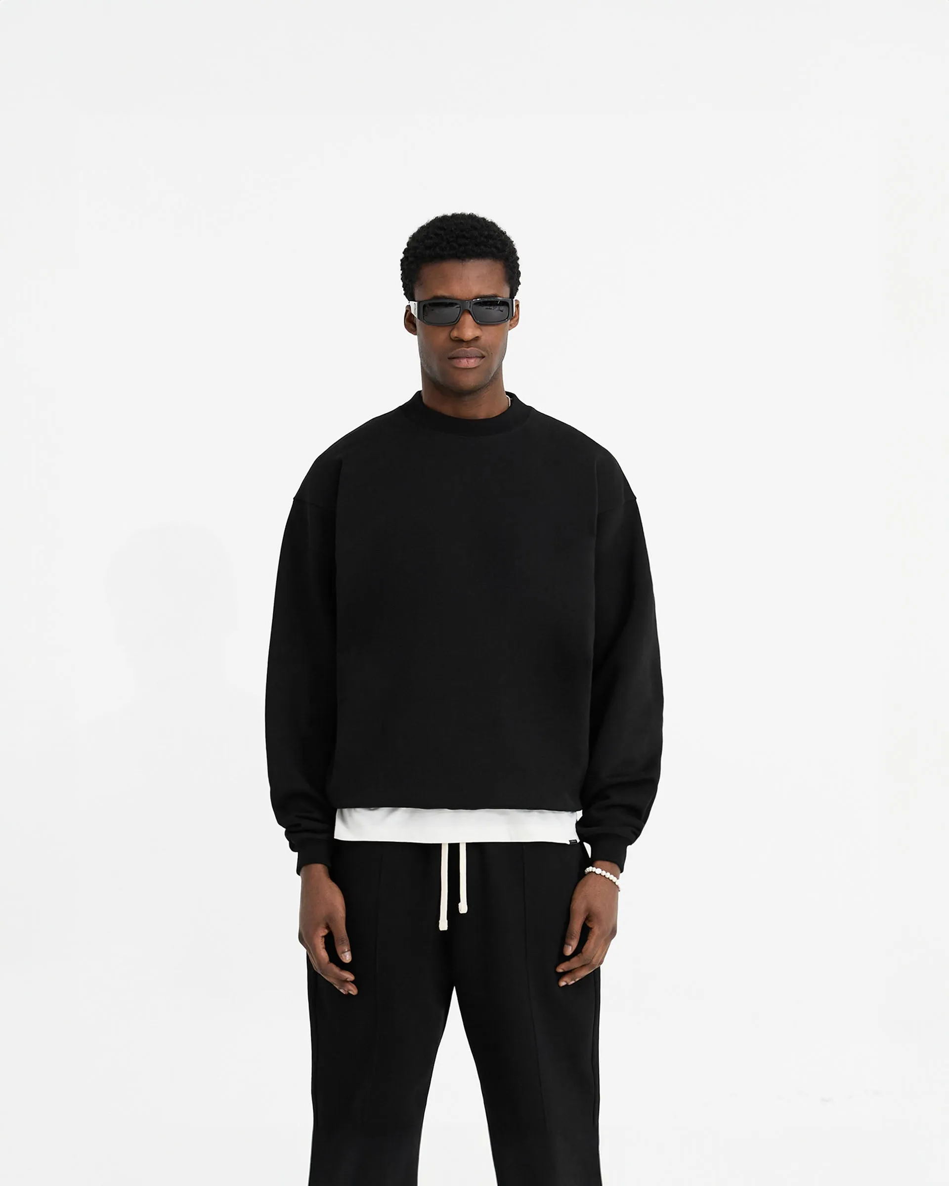 anniversary wear Initial Oversized Sweater - Black