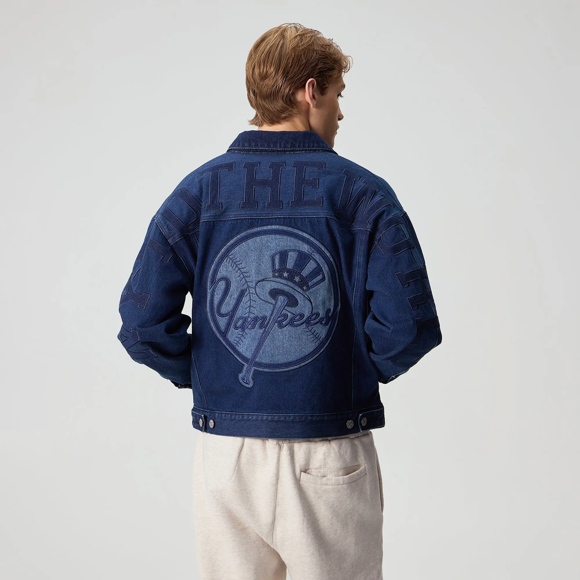 Casual Comfy Layer Kith for the New York Yankees Jay Indigo Denim Jacket - Mid Indigo