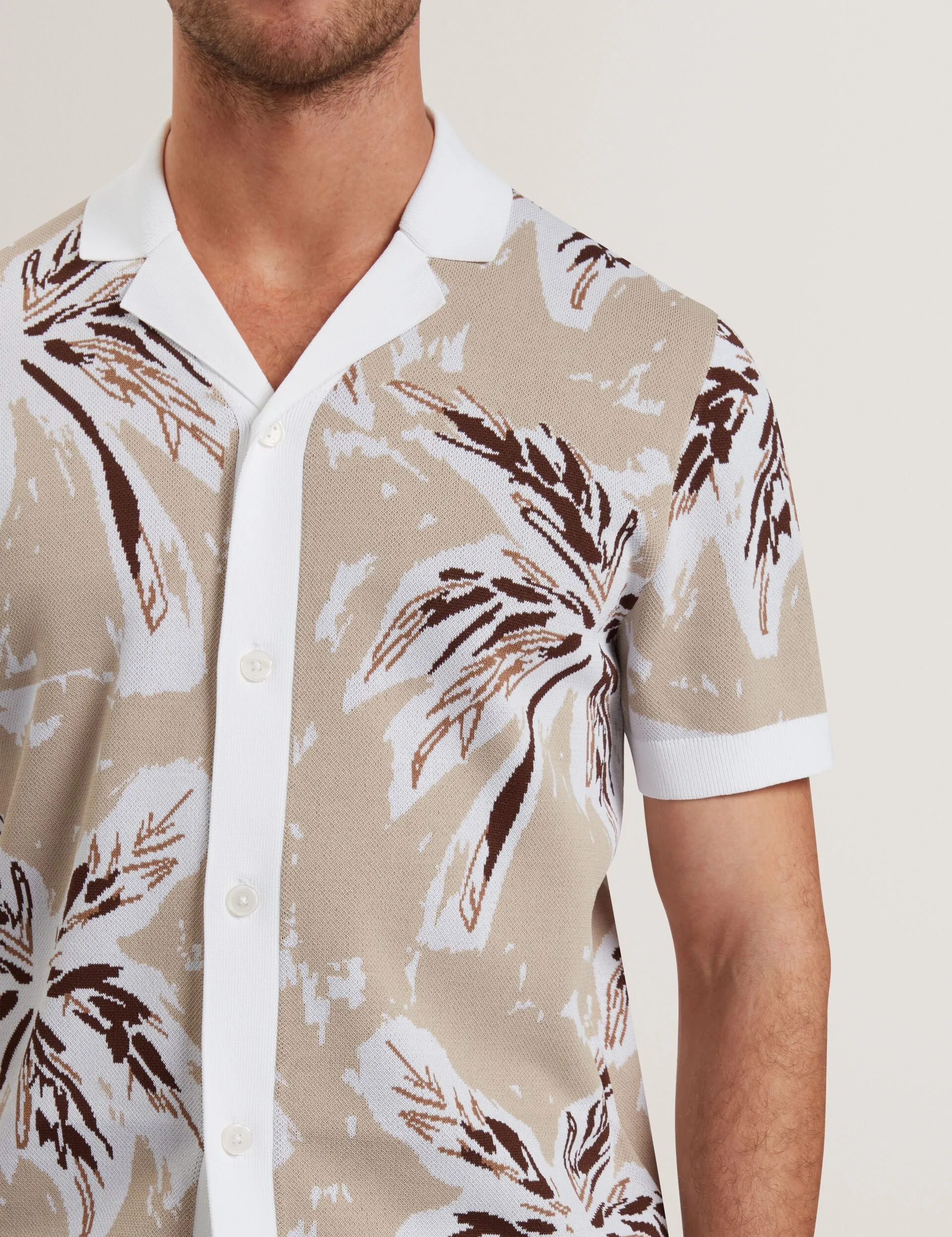 Preppy Vibe KYES | TAUPE