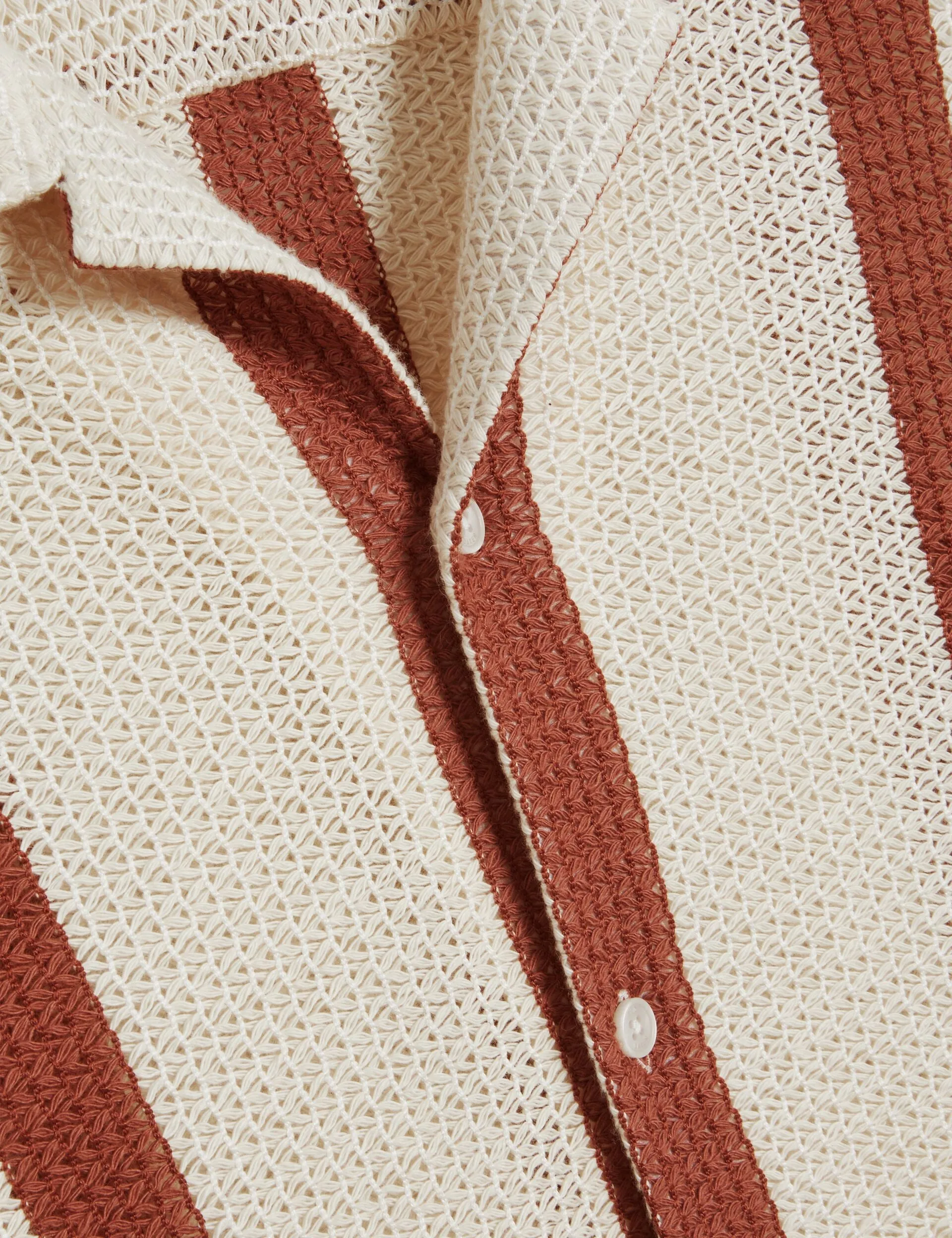 NIKS | TAUPE Elegant Finish