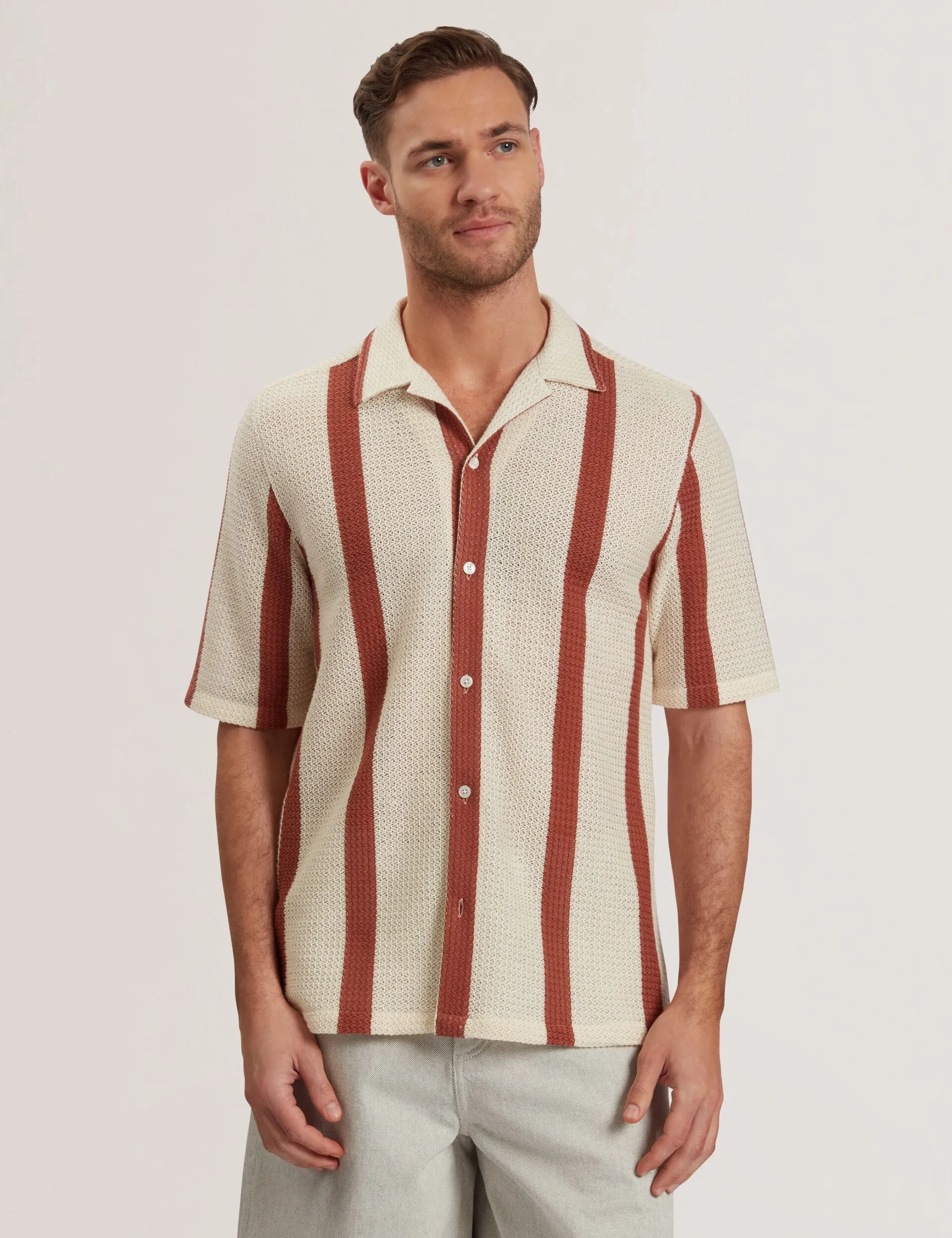 NIKS | TAUPE Lightweight Wear Durable Button Closures