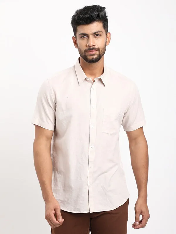 Men Solid Half Sleeve Cotton Blend Shirt Wrinkle-Free Seasonal Style