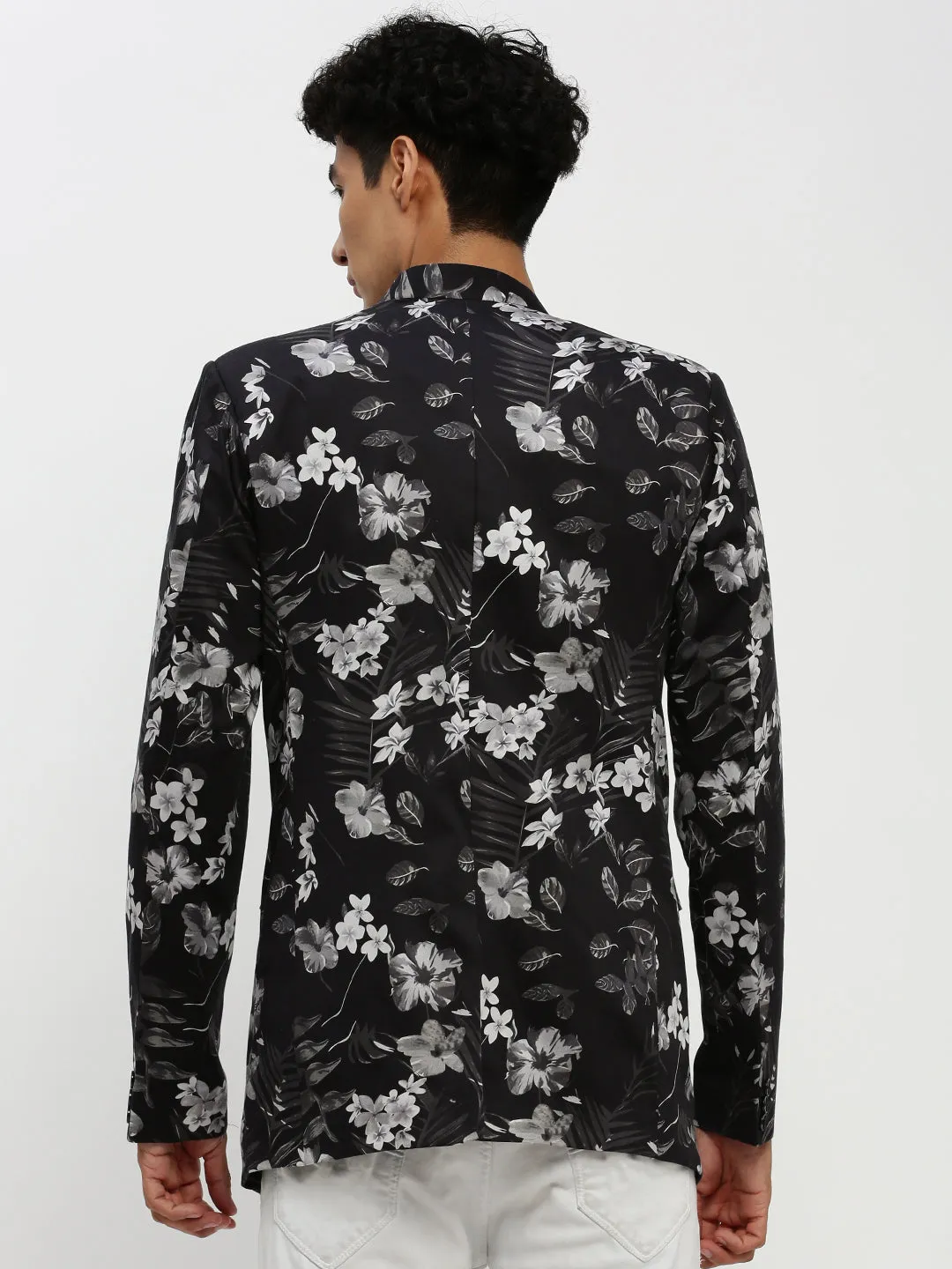 TemperatureRegulating Men's Black Floral Printed Bandhgala Slim Fit Blazer
