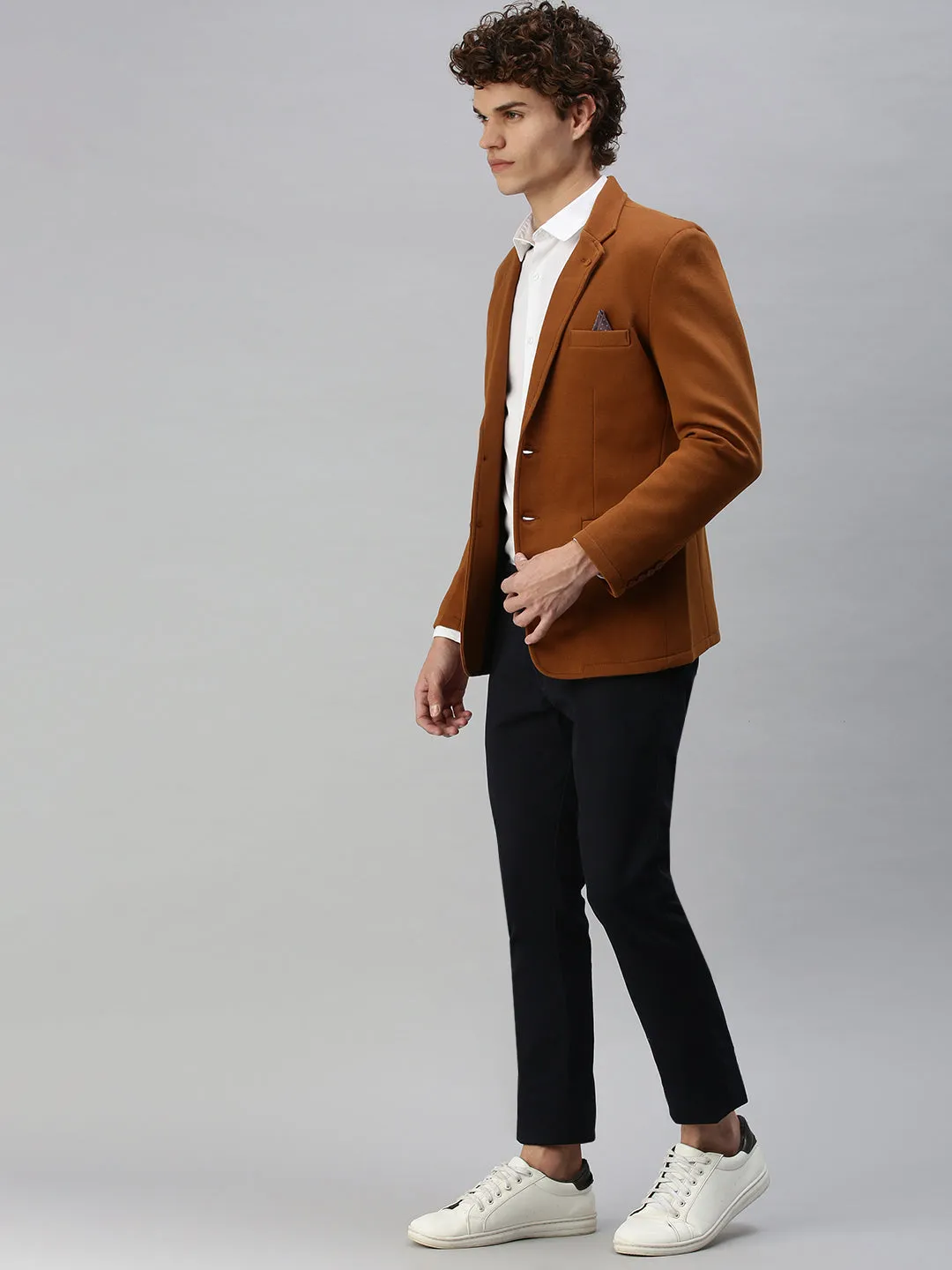 Men's Brown Solid Single-Breasted Slim-Fit Blazer Airtight Seam Sealing