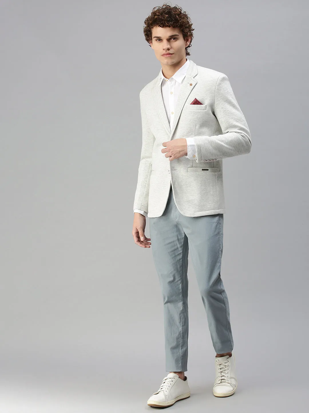 Men's Off White Solid Single-Breasted Slim-Fit Blazer TapedSeamConstruction UV Protective